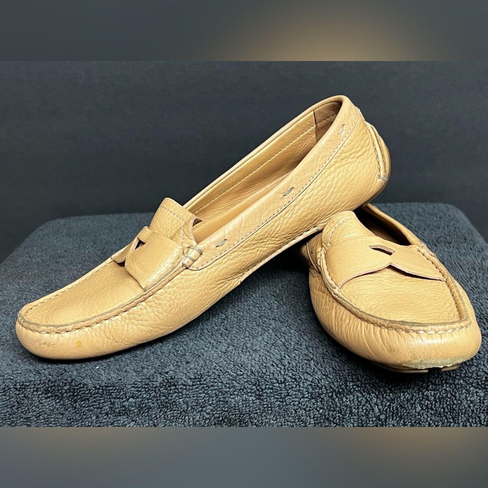 Prada Prada Women's Brown Leather Driving Shoe Loafers EUC, $695 Size US 6.5 / IT 36.5 - 6 Thumbnail