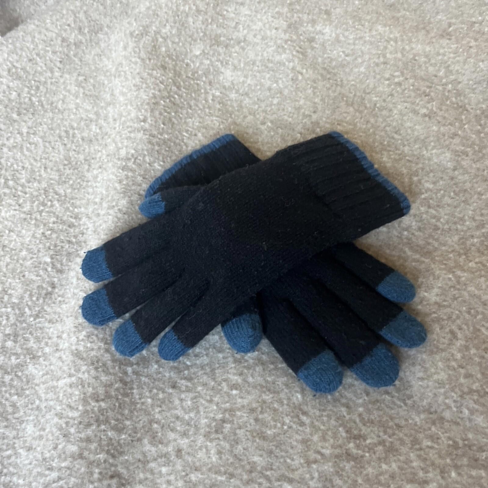 Dents Dents Touchscreen Knitted Glove OS Size ONE SIZE - 1 Thumbnail