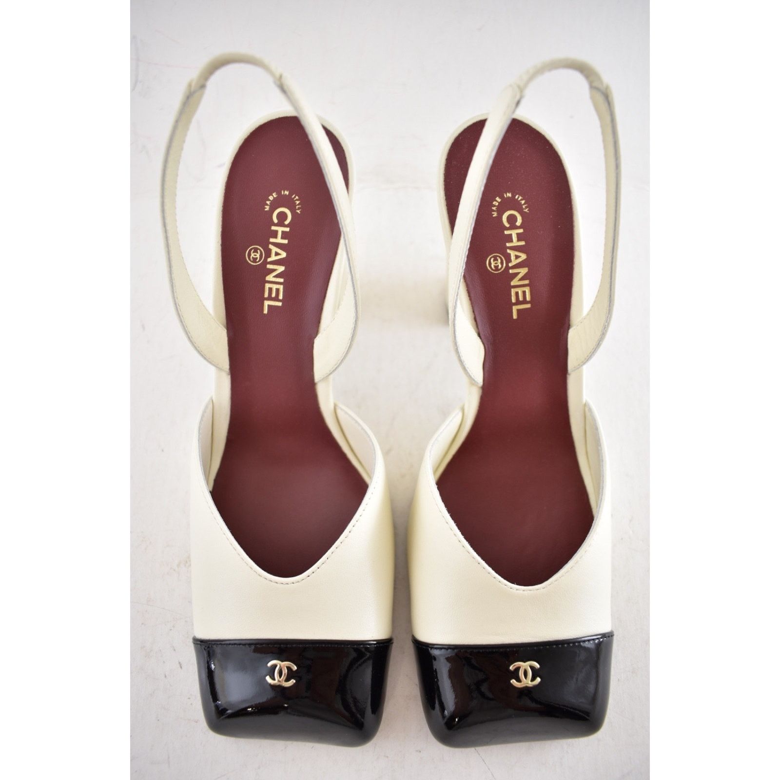 Chanel 26S Ivory Black Square Toe Slingback Block Heel Pump 40 Size US 9 / IT 39 - 17 Thumbnail