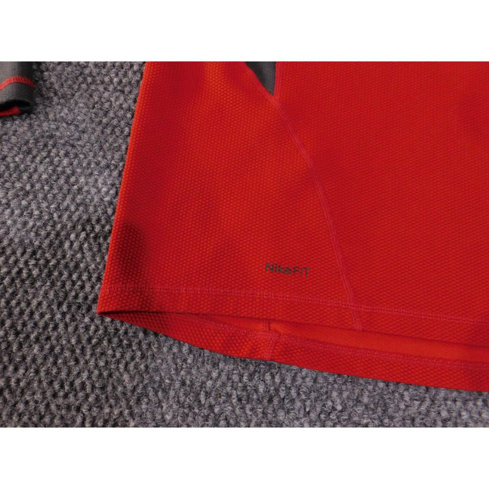 Nike VINTAGE Nike ACG Pullover Mens Large Red Gray Quarter Zip Fleece NikeFIT Chest Pocket Size US L / EU 52-54 / 3 - 7 Thumbnail