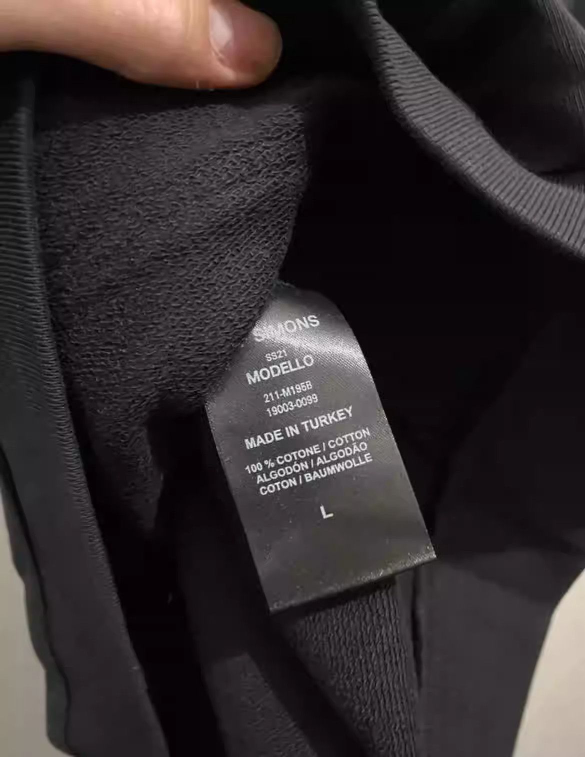 Raf Simons RAF SIMONS SLEEVELESS HOODIE Size US L / EU 52-54 / 3 - 3 Thumbnail