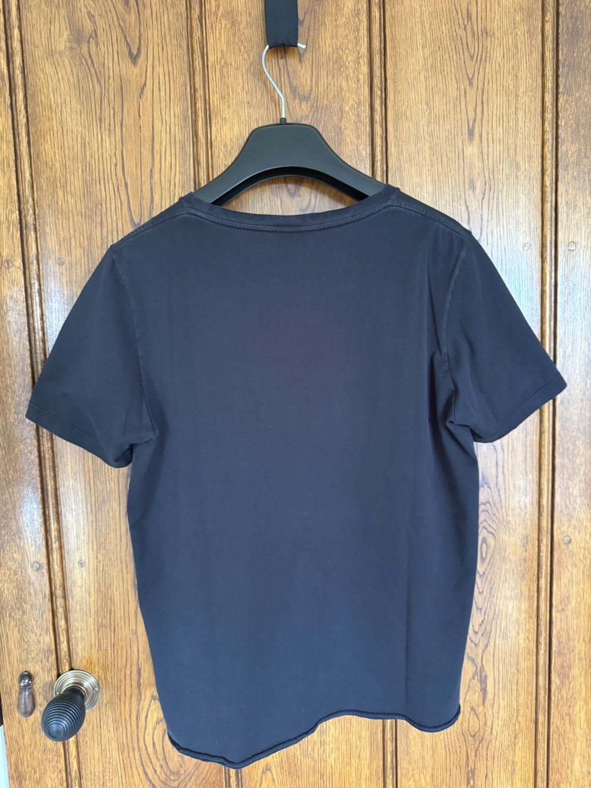 Saint Laurent Paris $550 Saint Laurent Rive Gauche black logo t shirt L Size US L / EU 52-54 / 3 - 15 Thumbnail