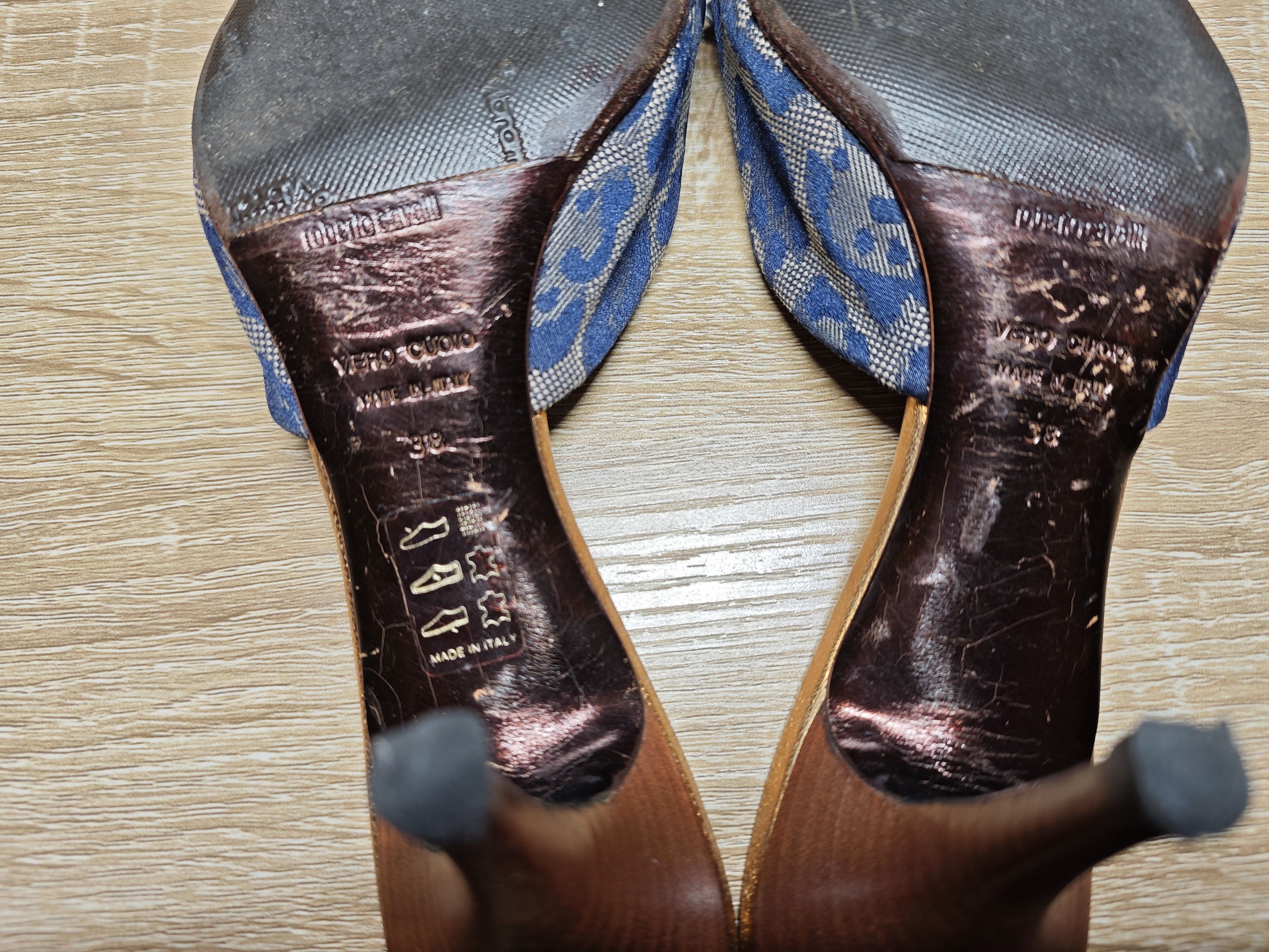 Roberto Cavalli Roberto Cavalli Heels Size US 7 / IT 37 - 3 Thumbnail