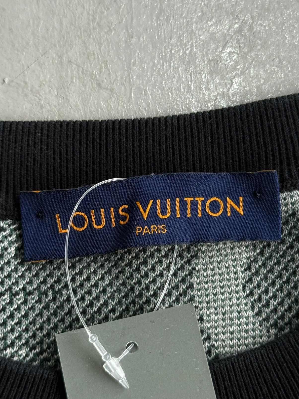 Louis Vuitton Louis Vuitton - Camou Script Knit Crewneck Size US XL / EU 56 / 4 - 10 Thumbnail