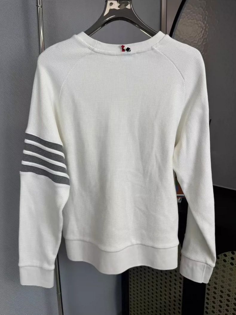 Thom Browne Thom browne White waffed sweatshirt 2504-Nextarrow Size US XL / EU 56 / 4 - 2 Thumbnail