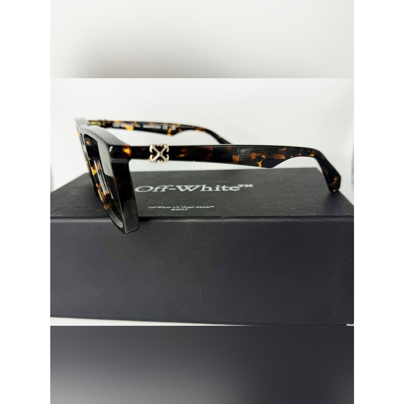 Off-White Authentic Off-White "Virgil" Square-Frame Sunglasses–Havana Size ONE SIZE - 4 Thumbnail