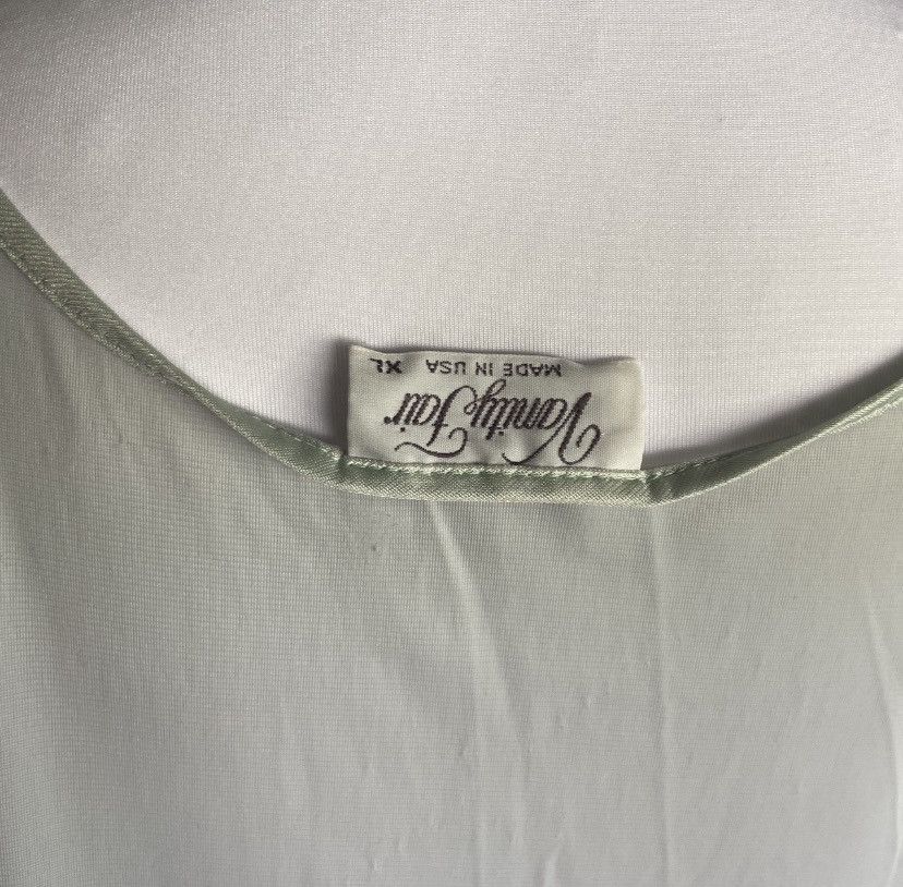 Other Vintage Vanity Fair Blue Embroidered Floral Slip Dress Sz XL Size ONE SIZE - 14 Thumbnail