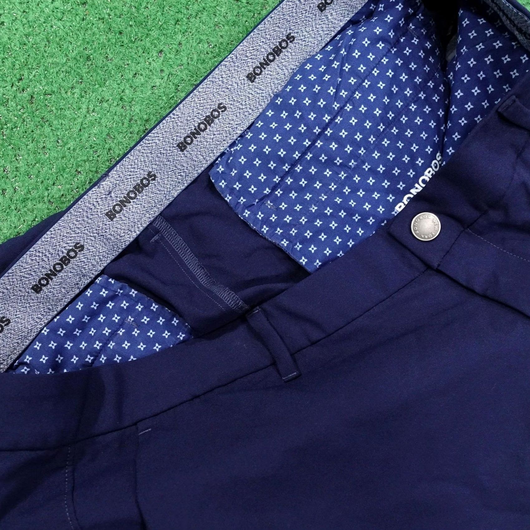 Bonobos Bonobos Golf Shorts Mens 38 Blue Chino Microfiber Polyester Pockets 9 Inseam Size US 38 / EU 54 - 5 Thumbnail
