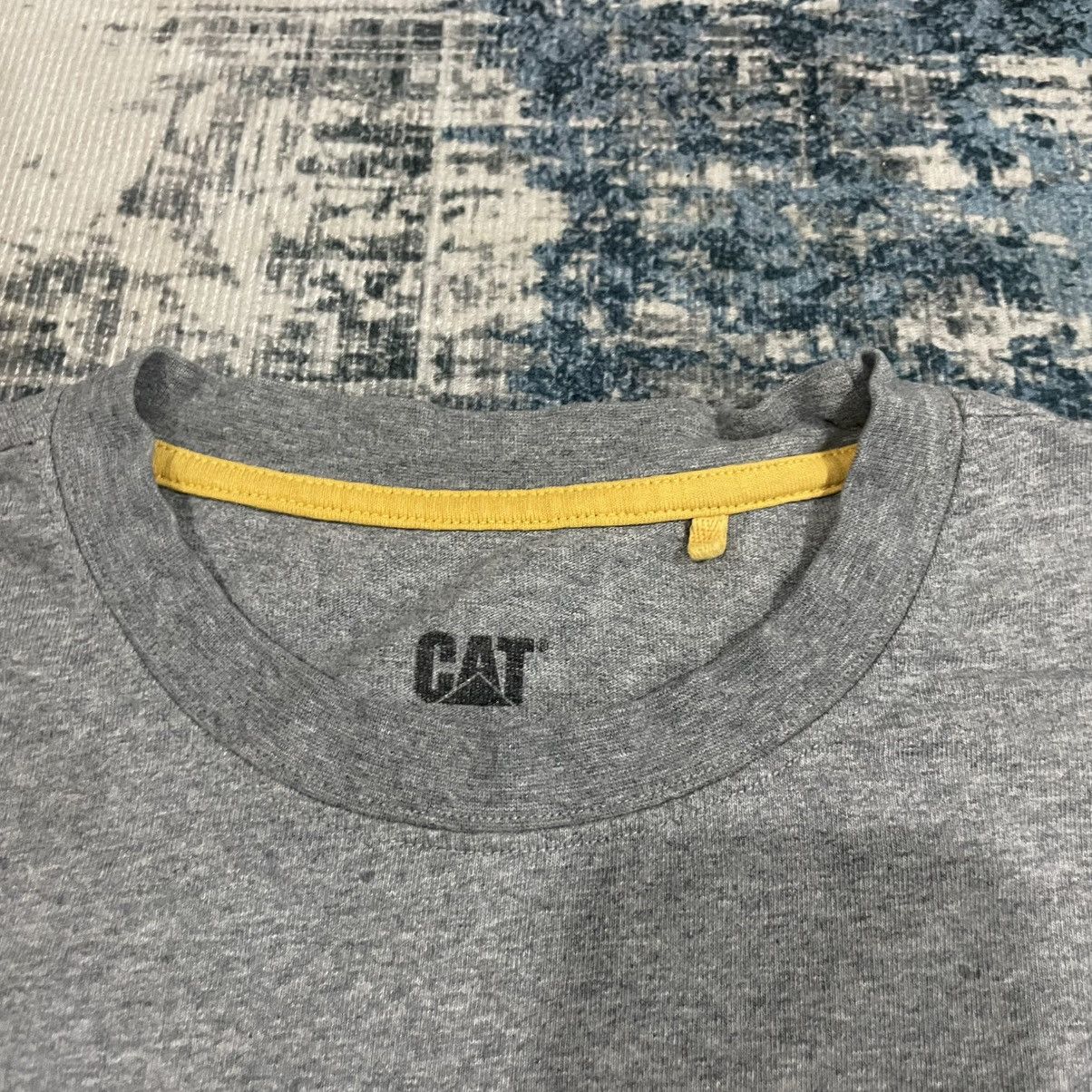 Caterpillar Caterpillar Men's CAT Logo Pocket Tee in heather grey Size US M / EU 48-50 / 2 - 3 Thumbnail