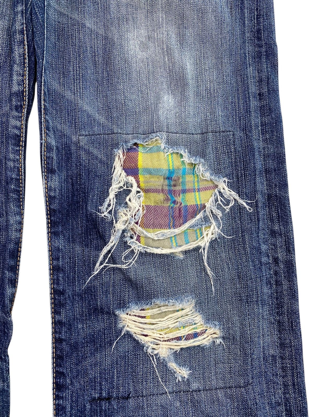 Edwin Vintage Edwin 503 Blue Wash Distress Patch Style Loose Jeans Size US 31 - 8 Thumbnail
