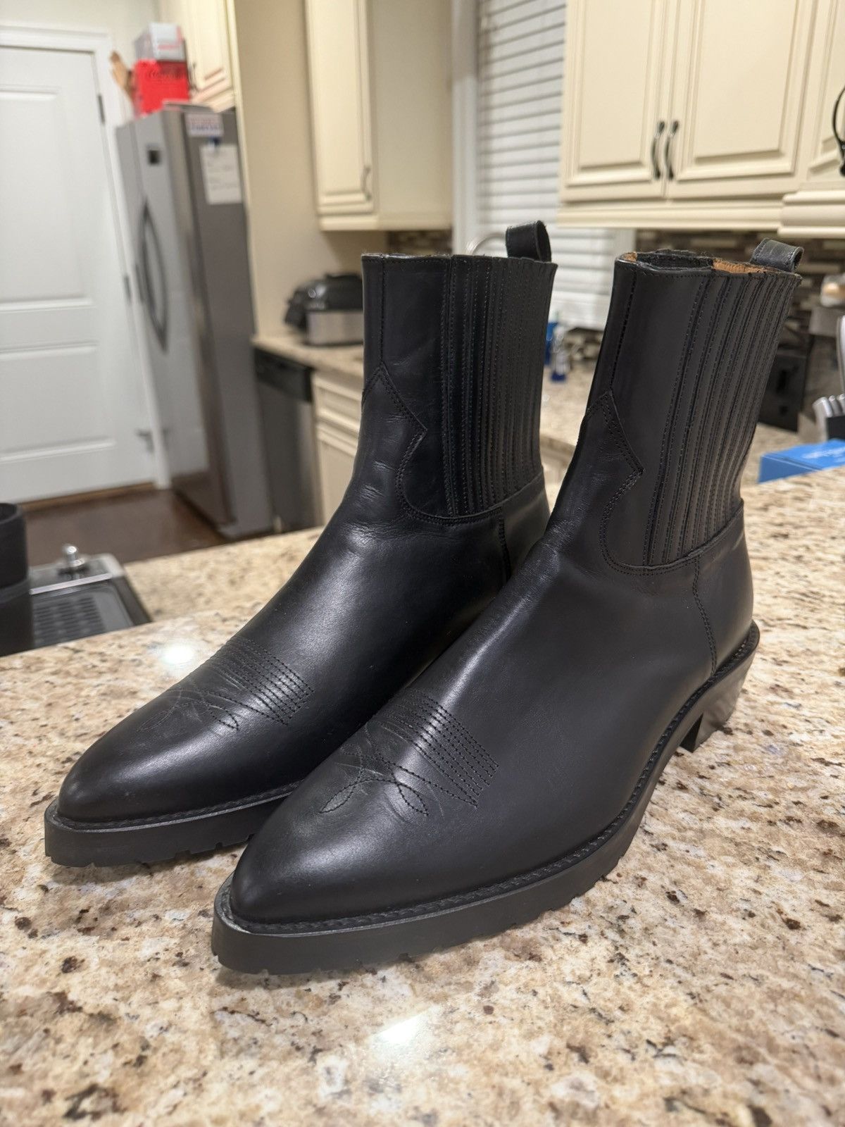 TOGA VIRILIS Toga Virilis black hard leather cowboy/dress boots Size US 10 / EU 43 - 3 Thumbnail