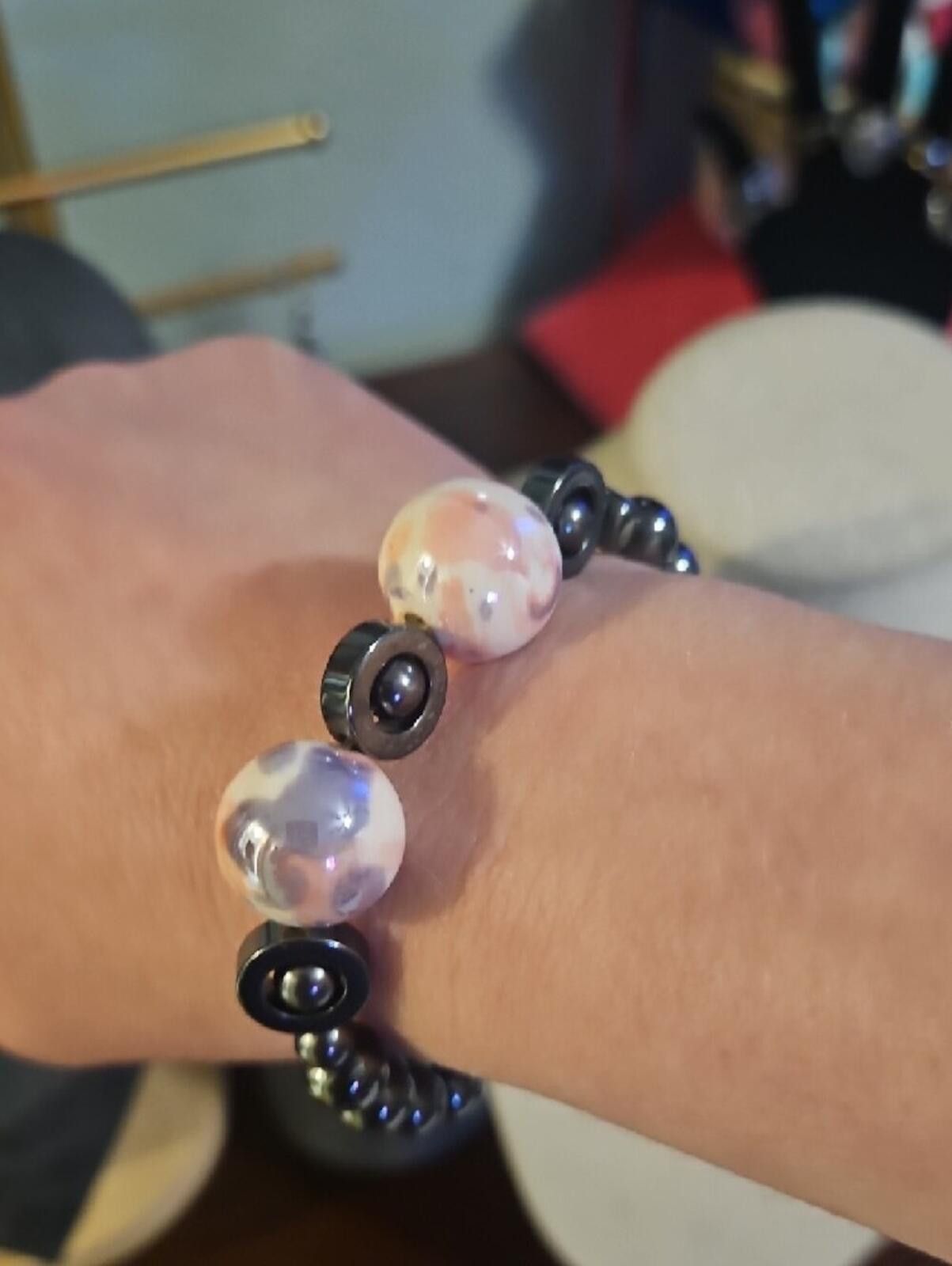 Other Hematite And Glass Beaded Bracelet Size ONE SIZE - 4 Thumbnail