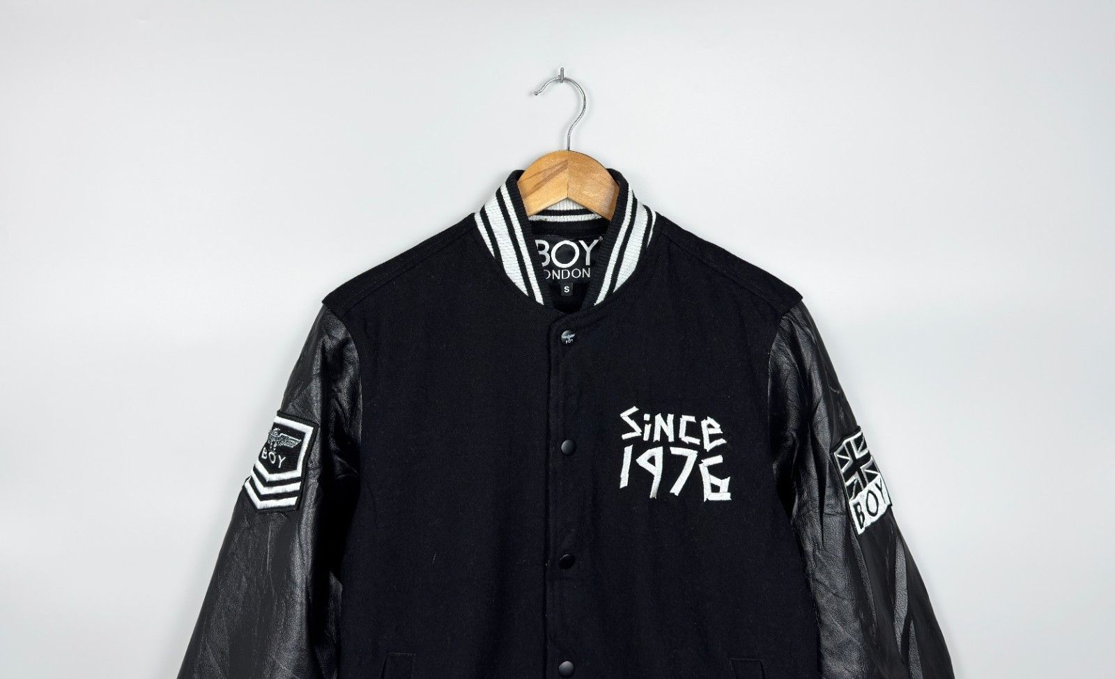 Boy London Boy Tape London Eagle Varsity Wool Bomber Black Jacket Size US S / EU 44-46 / 1 - 7 Thumbnail