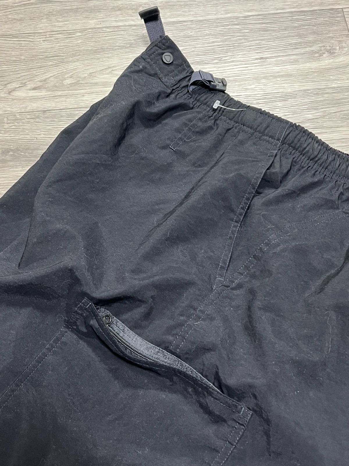Vintage Nike acg y2k vintage men’s size L cargo outdoor pants Size US 34 / EU 50 - 12 Thumbnail