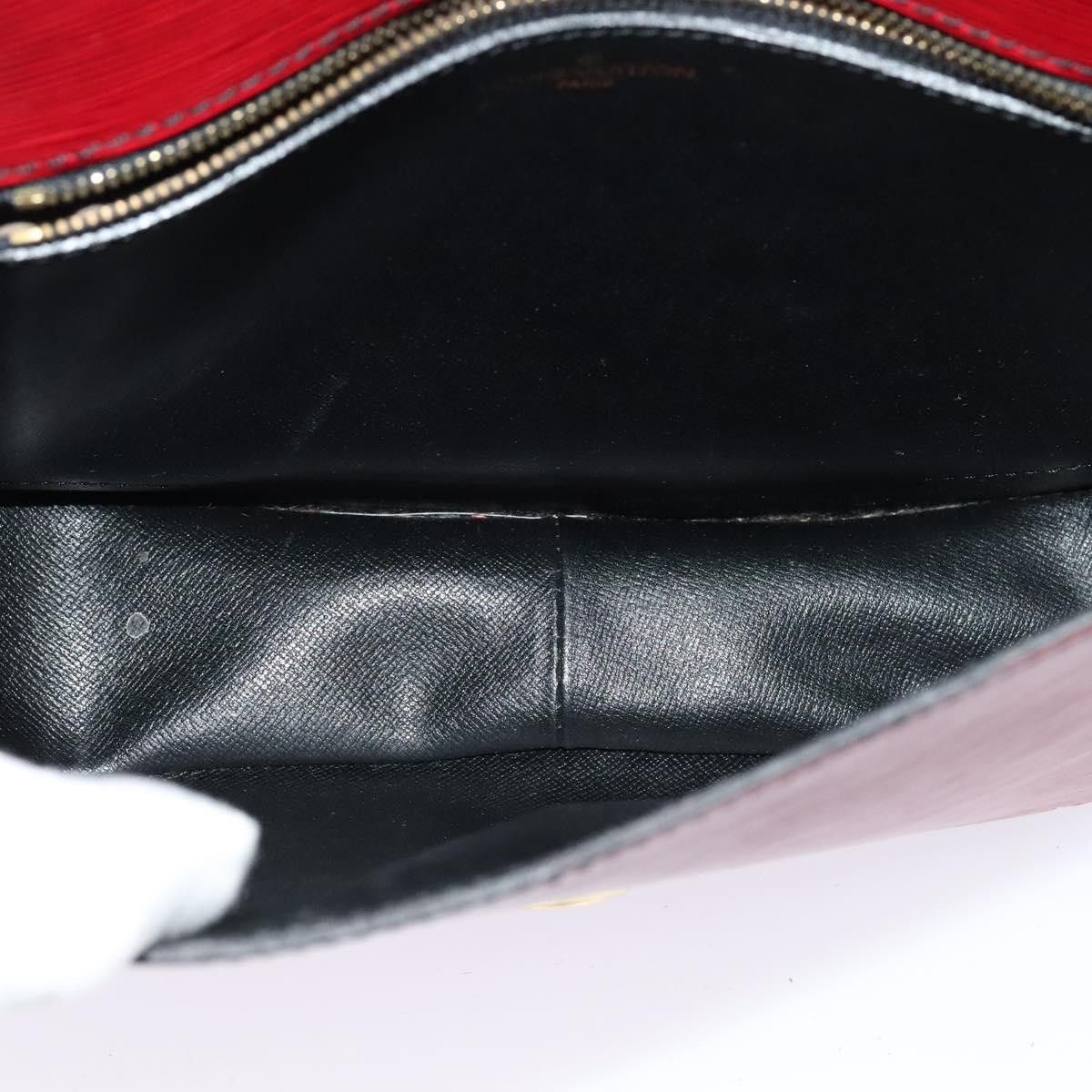Louis Vuitton LOUIS VUITTON Epi Saint Cloud GM Shoulder Bag Red M52197 Size ONE SIZE - 9 Thumbnail
