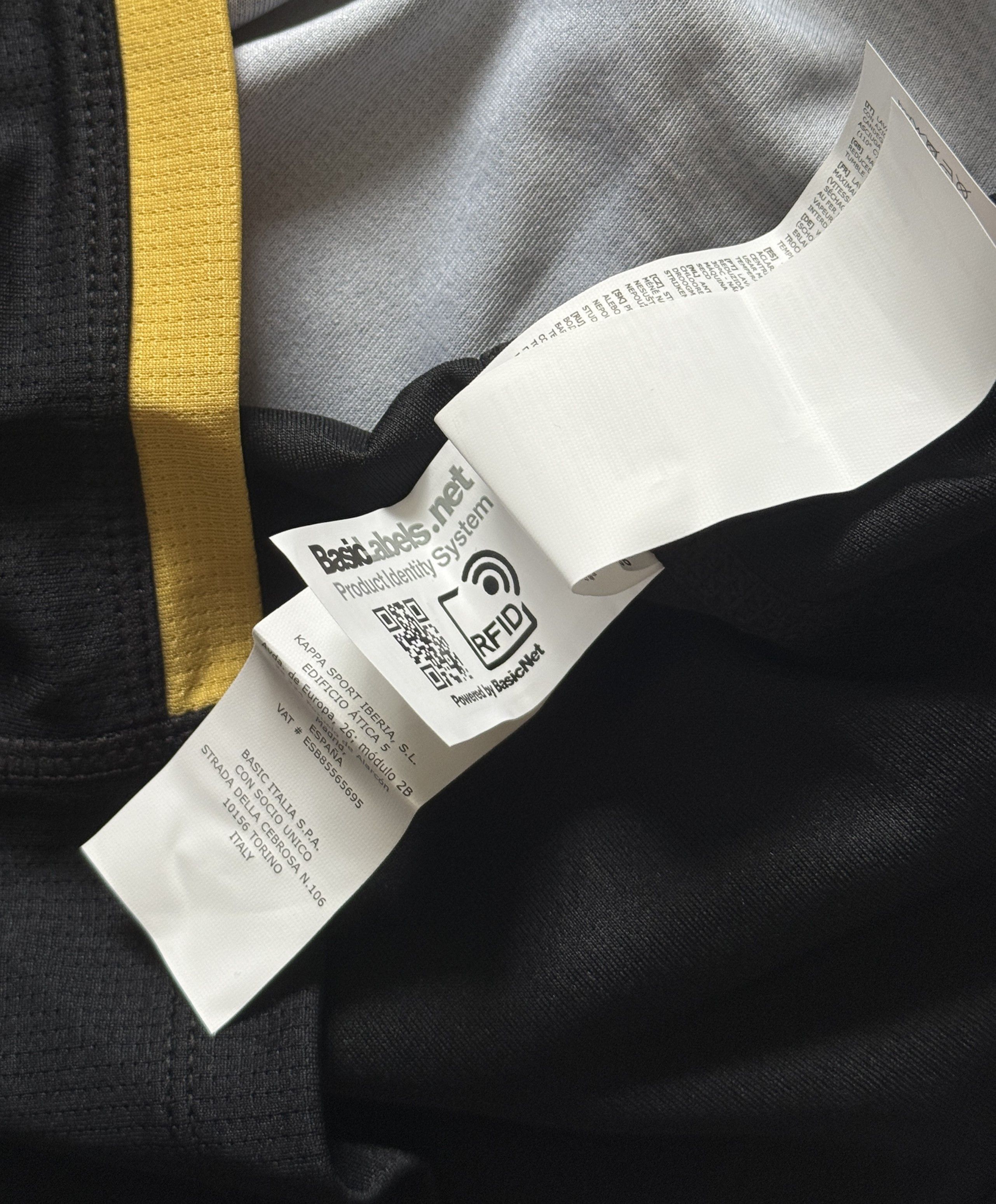Kappa AS Monaco 2023/2024 Away Jersey Shirt Black Gold Kappa S Size US S / EU 44-46 / 1 - 9 Thumbnail