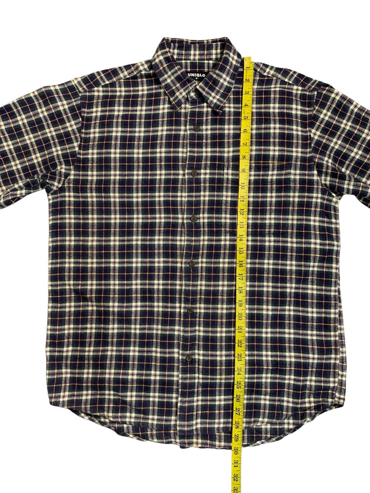 Uniqlo Rare Design Uniqlo Single Pocket Button Ups Shirt Size US M / EU 48-50 / 2 - 8 Thumbnail