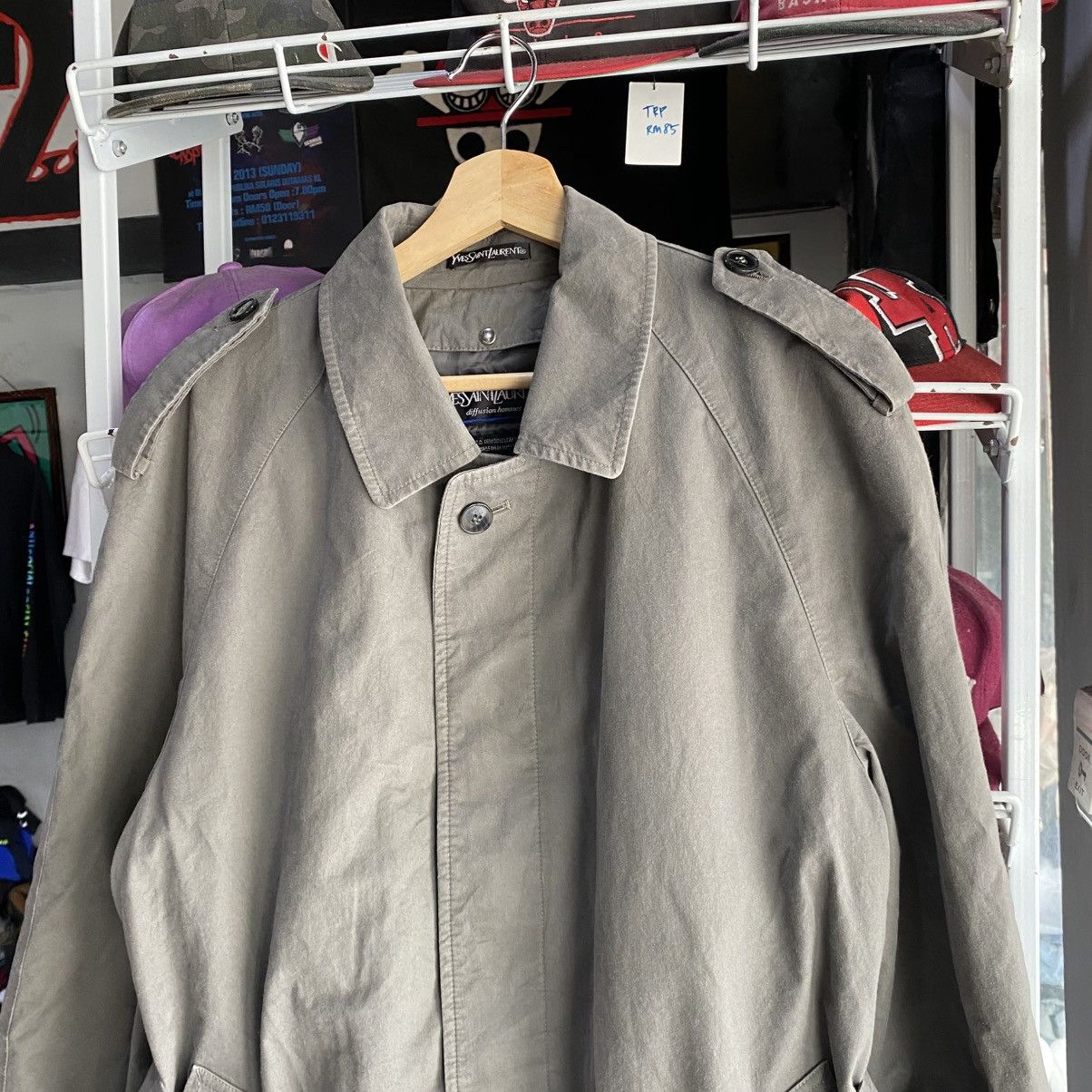 Yves Saint Laurent Vintage Yves Saint Laurent diffusion Hommes Trench coat Size US L / EU 52-54 / 3 - 4 Thumbnail