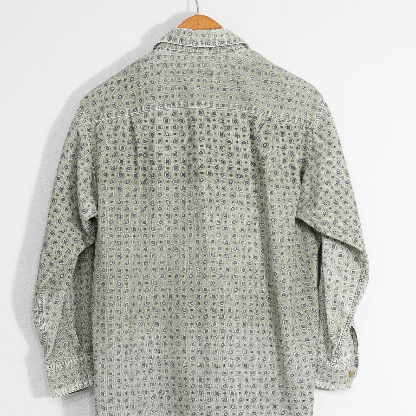 Vintage Vintage Corduroy Button Shirt Small - Long Sleeve Distressed Size US S / EU 44-46 / 1 - 9 Thumbnail