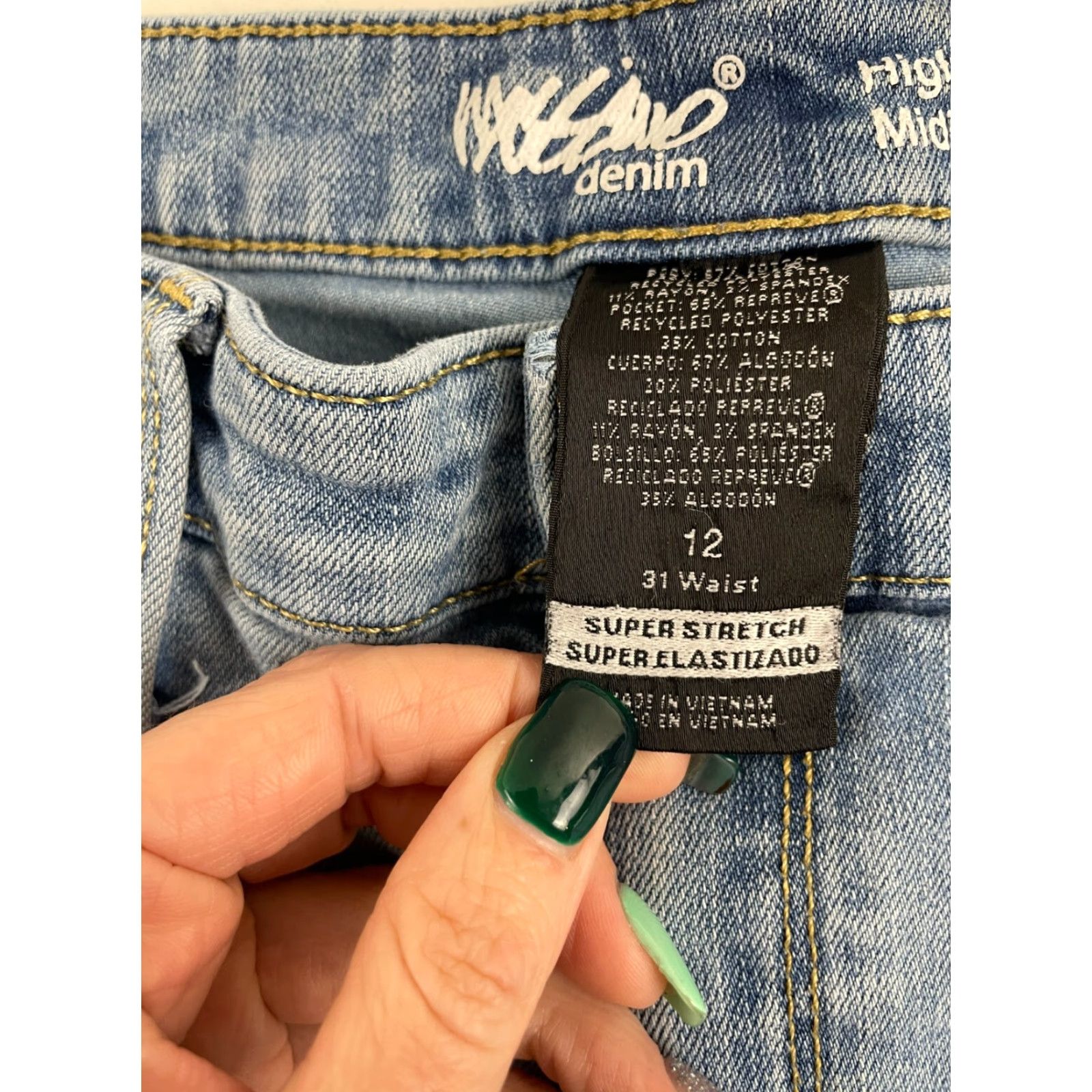 Mossimo Mossimo Women Bermuda Shorts Denim, Size 12, High Rise, Midi, Blue, Casual, Regular Fit, Size 34" / US 12 / IT 48 - 6 Thumbnail