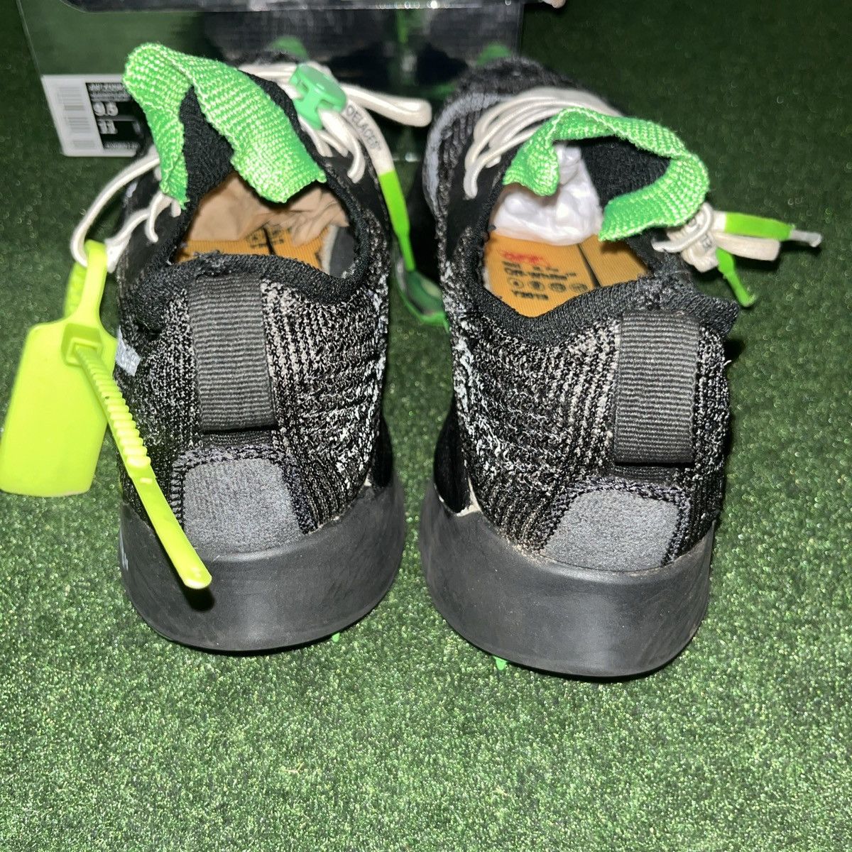 Nike × Off-White Size 9.5 - OFF-WHITE x Nike Air Zoom Tempo Next% Black Green Size US 9.5 / EU 42-43 - 5 Thumbnail