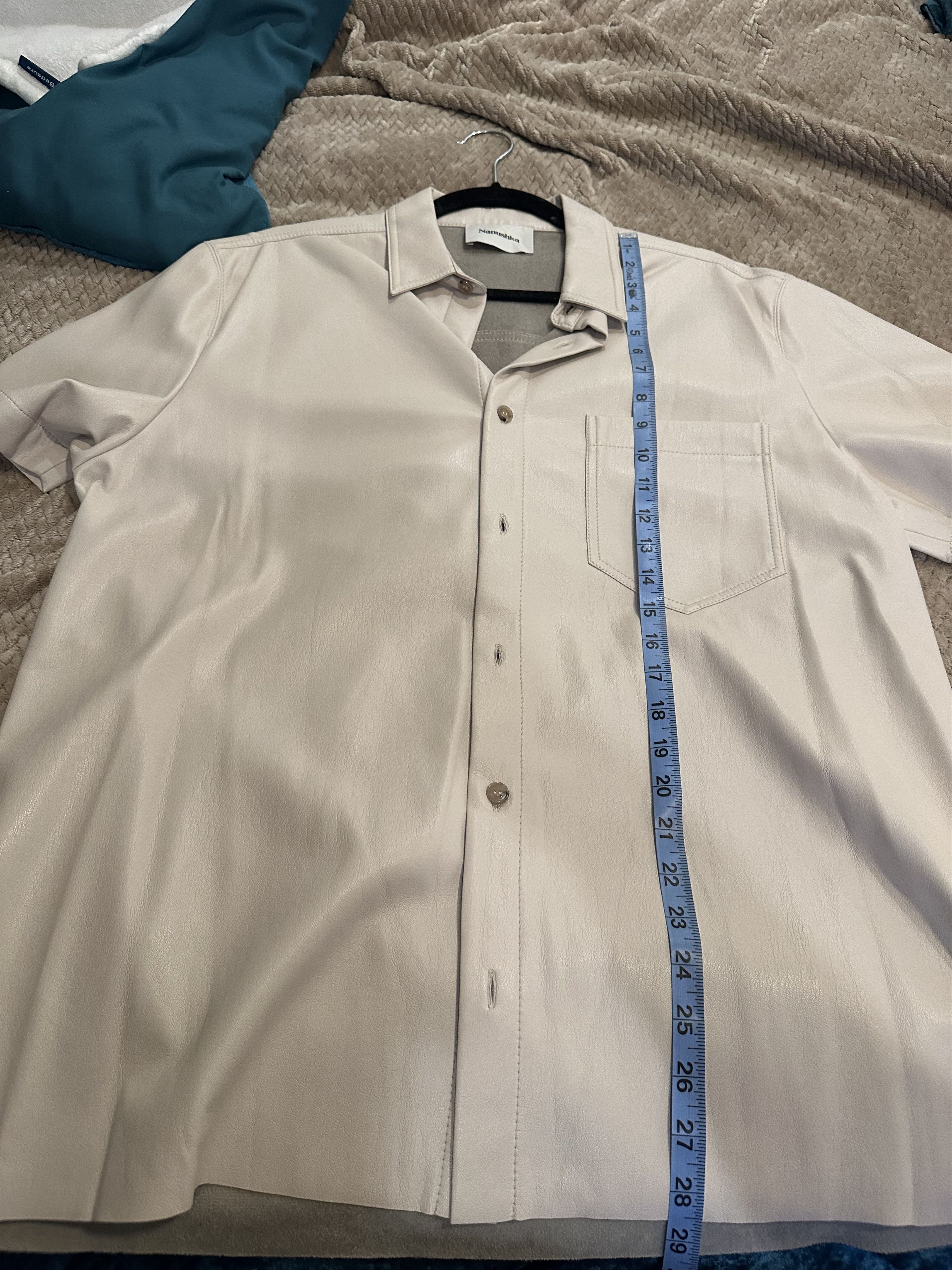 Nanushka Nanushka vegan leather short sleeve button shirt beige Size US M / EU 48-50 / 2 - 2 Thumbnail