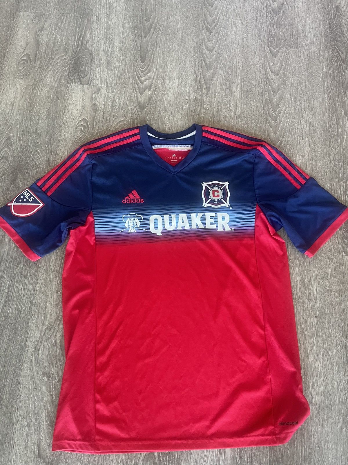 Adidas Adidas Chicago Fire Soccer Men Large Red Climacool Jersey Size US L / EU 52-54 / 3 - 1 Thumbnail