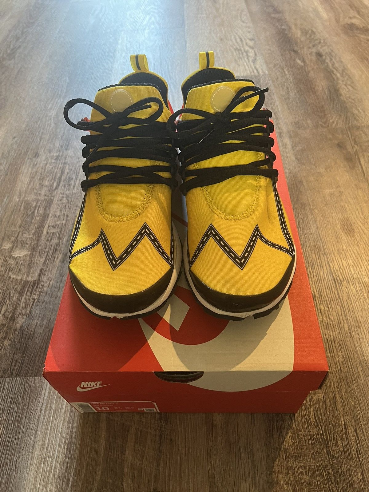 Nike Nike presto Size US 10 / EU 43 - 2 Thumbnail