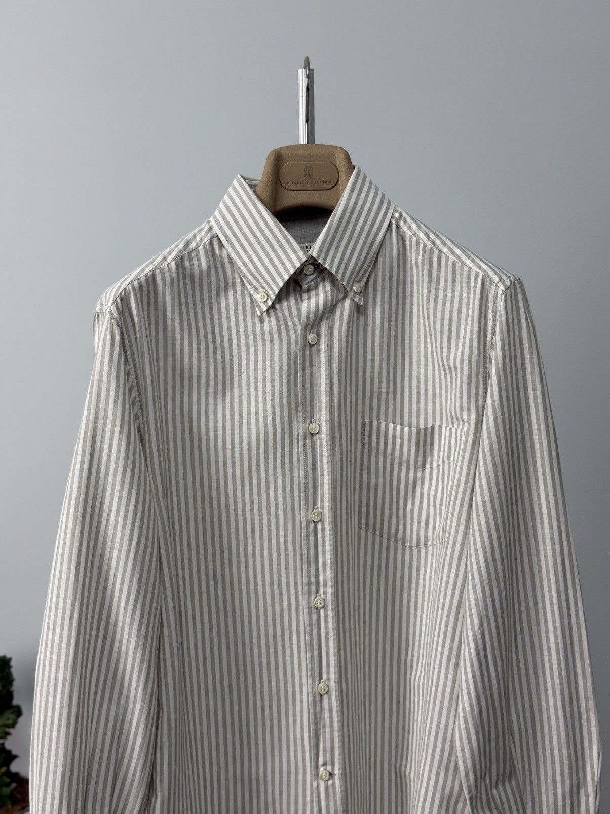 Brunello Cucinelli Brunello Cucinelli Grey White Stripe Button-Down Shirt Size US S / EU 44-46 / 1 - 4 Thumbnail