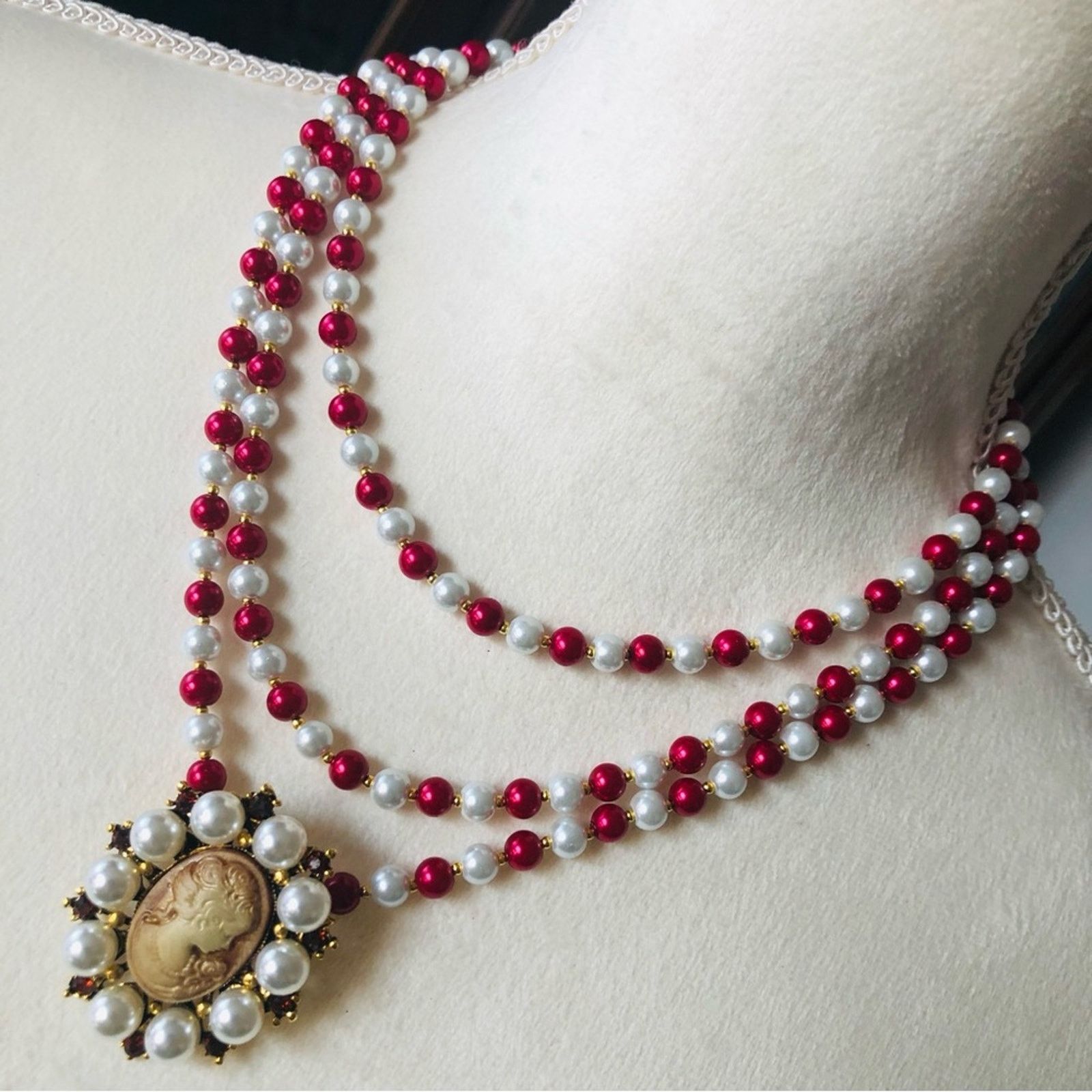 Handmade Handcrafted candy cane victorian lady cameo Pearl necklac Size ONE SIZE - 1 Thumbnail
