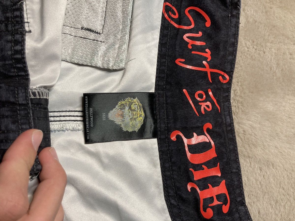 Christian Audigier × Ed Hardy × Vintage ⛩️ Ed Hardy by Christian Audigier Shorts Skull skeleton surf Size US 32 / EU 48 - 4 Thumbnail