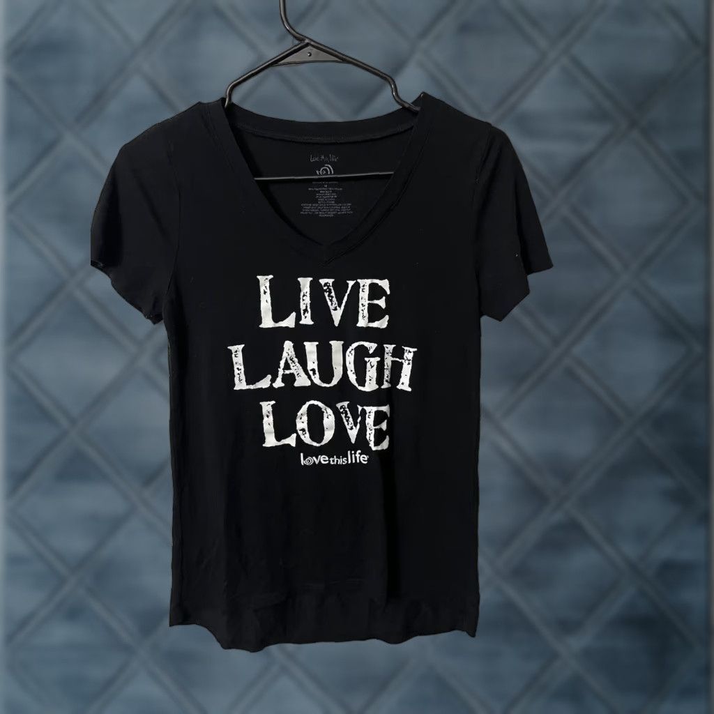 Alife Love This Life Black Graphic Tee Shirt Size Medium Women V-Neck Short Sleeve Pullover Casual Basic LIFE T-Shirt Jersey Polyester Blend 90s? (no) Size M / US 6-8 / IT 42-44 - 1 Thumbnail