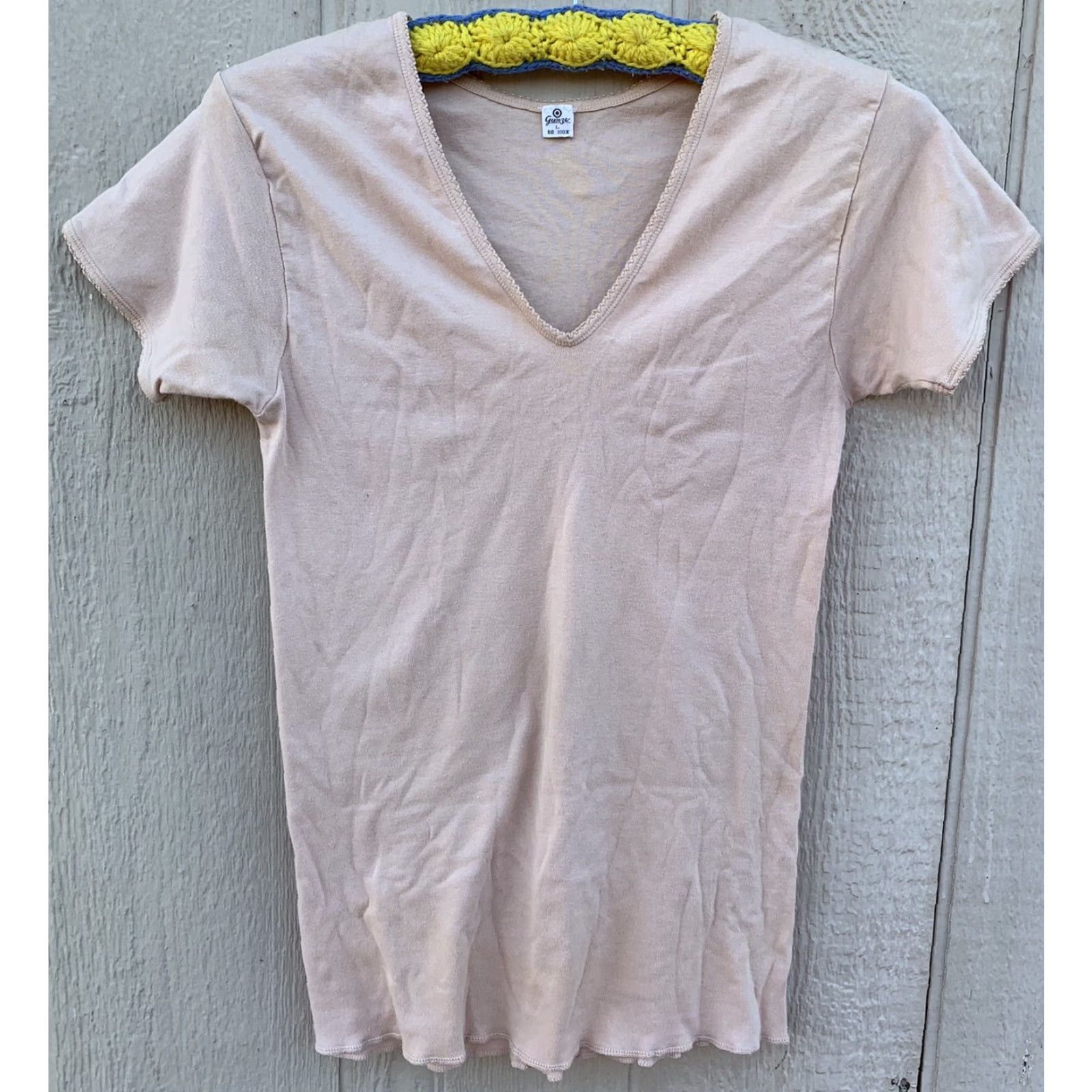Vintage VINTAGE Gunze T-Shirt Tee Undershirt Inner Shirt Short Sleeve L Beige V-Neck Women Regular Cotton Or A Blend Of Mens? Size L / US 10 / IT 46 - 4 Thumbnail