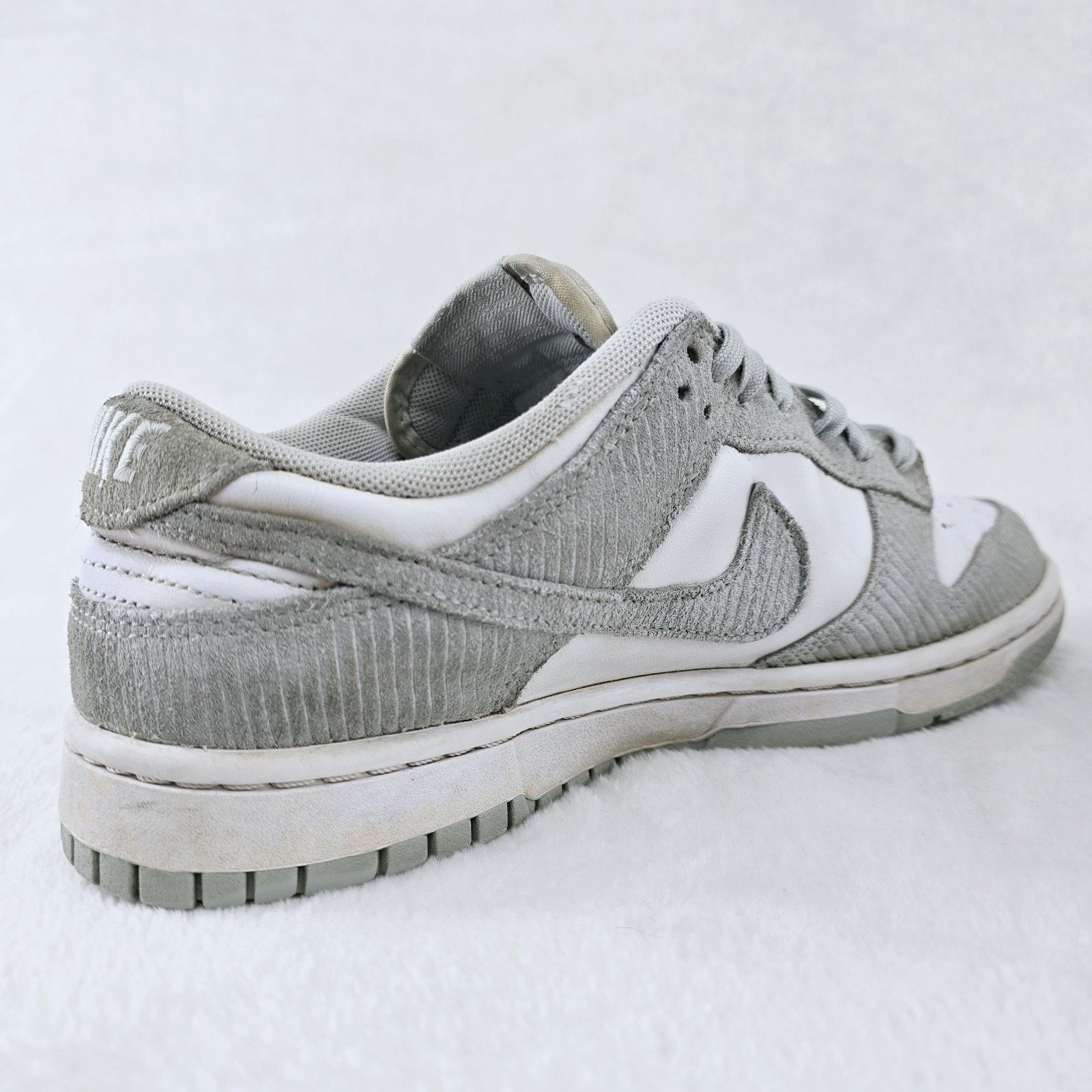 Nike Size 9- Nike Dunk Low Light Silver Corduroy Womens Shoes Size US 9 / IT 39 - 11 Thumbnail