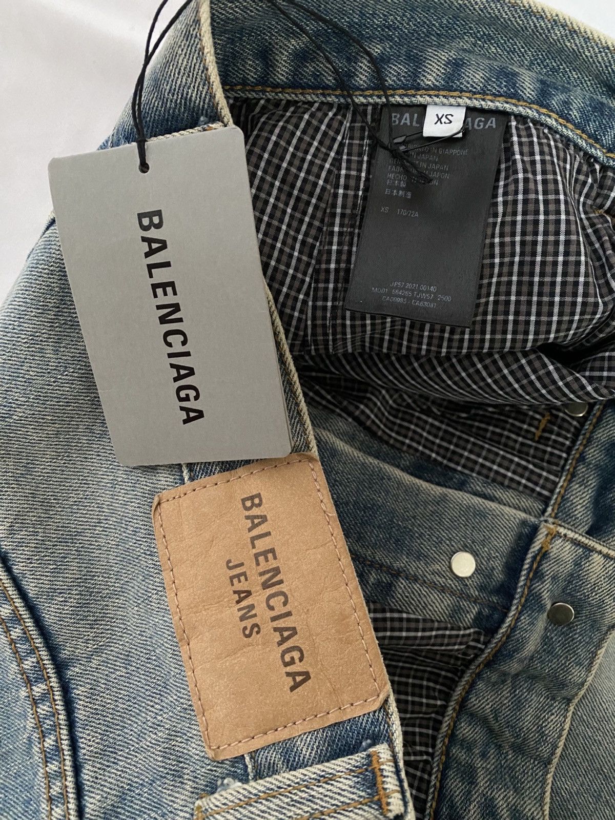 Balenciaga *RARE* Balenciaga AW21 Afterworld Destroyed Denim Blue Size US 30 / EU 46 - 10 Thumbnail