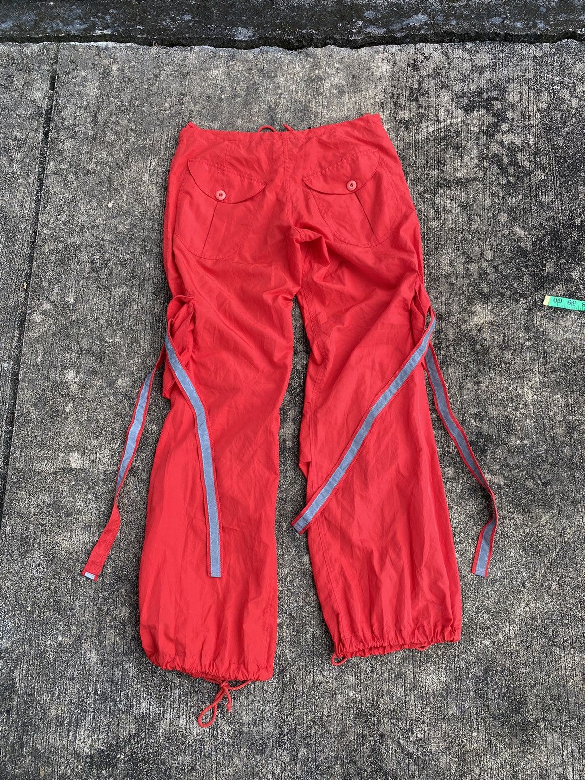 Japanese Brand 2000s Vintage UFO Red Cargo Pants -Nylon Poly Multi Pocket Size US 31 - 5 Thumbnail
