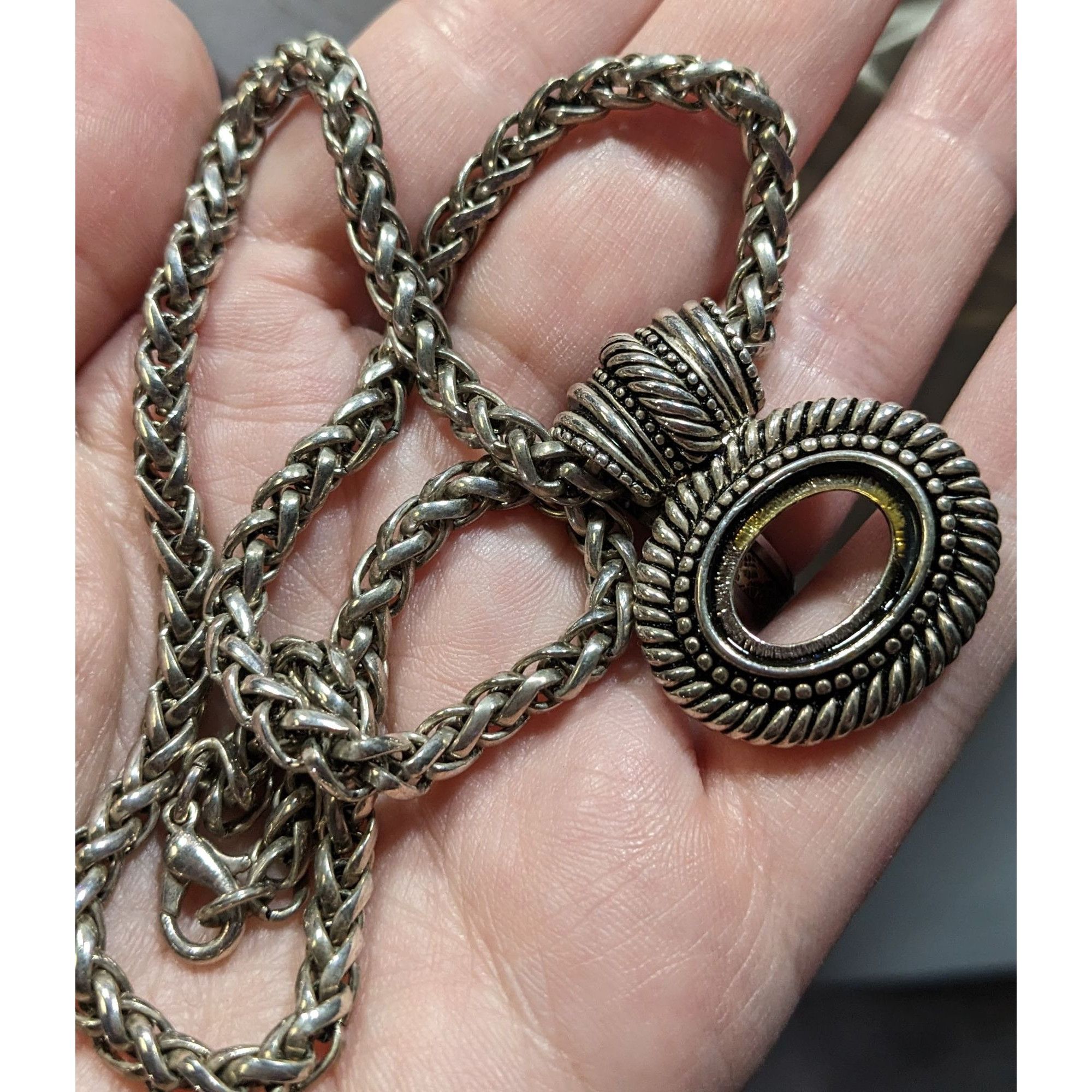 Other Silver Tone Rope Chain Necklace With Open Bezel Pendant Size ONE SIZE - 6 Thumbnail