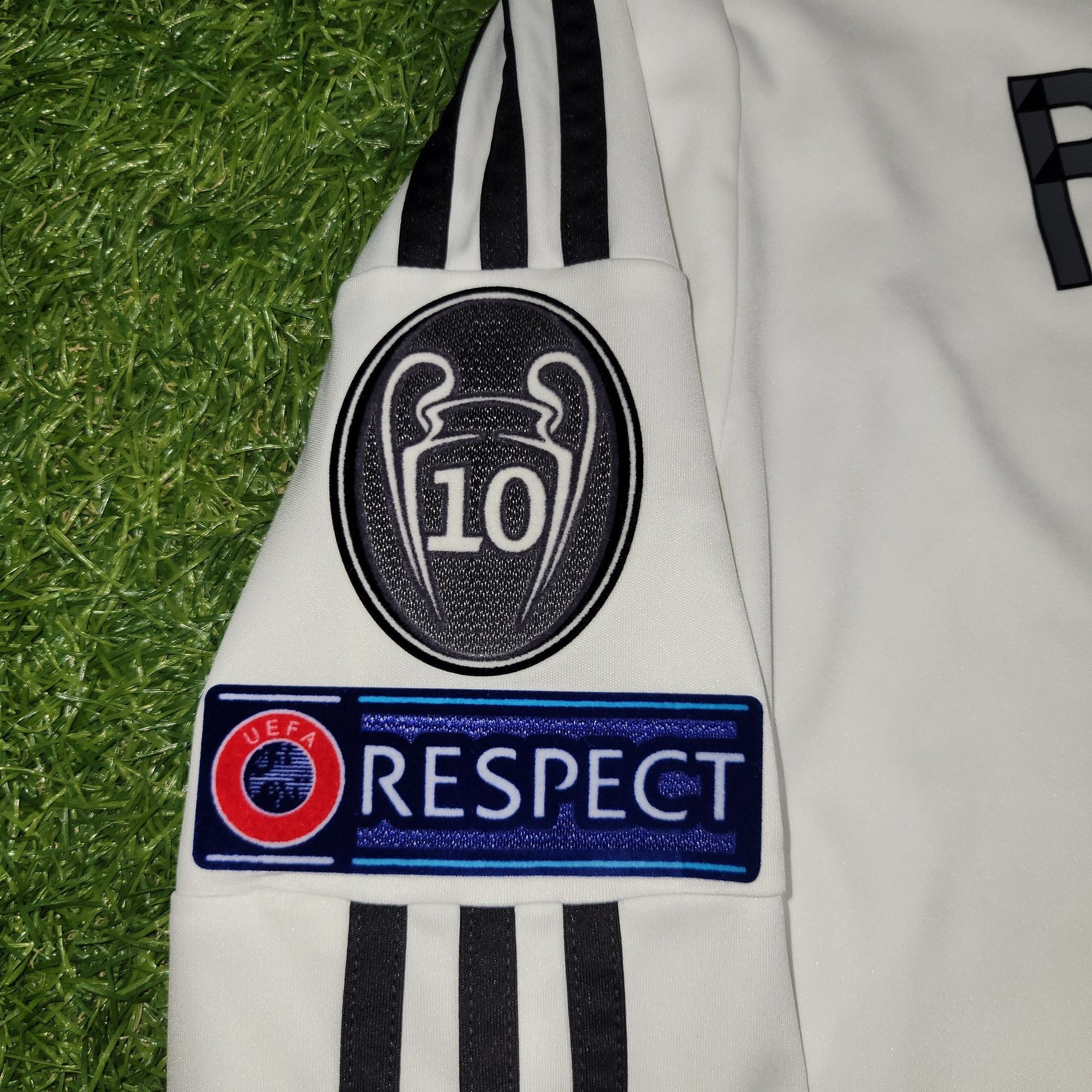 Adidas Ronaldo Real Madrid 2014 2015 Long Sleeve Soccer Jersey L Size US M / EU 48-50 / 2 - 7 Thumbnail