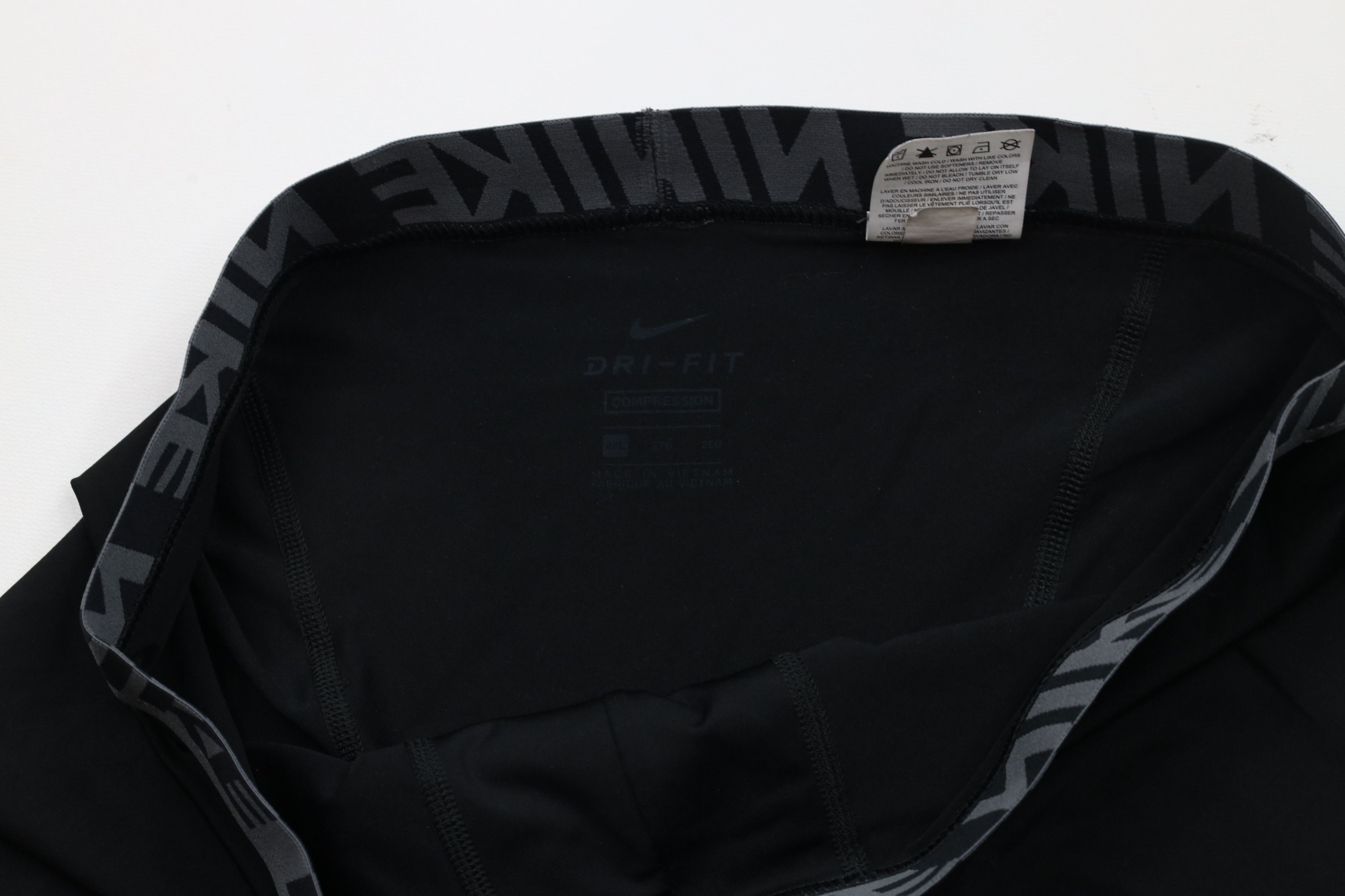Nike × Vintage Nike Spandex Training Gym Running Half Tights Shorts Black Size US 40 / EU 56 - 5 Thumbnail