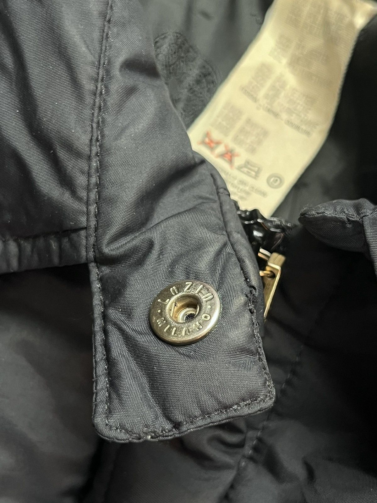 Versace Vintage Versace Classic V2 Nylon Jacket Woman Black Size XS / US 0-2 / IT 36-38 - 9 Thumbnail