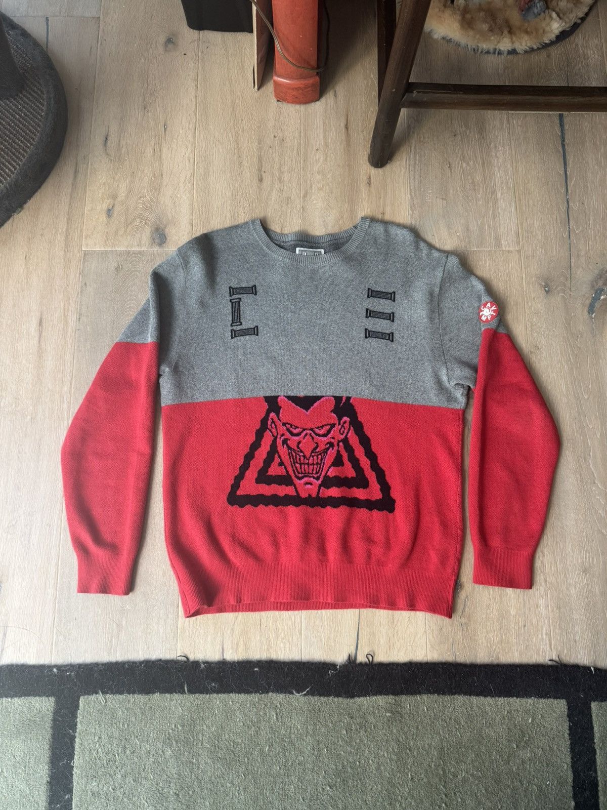 Cav Empt Cav Empt “Joker” cotton sweater colorblock grey and red Sz L Size US L / EU 52-54 / 3 - 1 Thumbnail