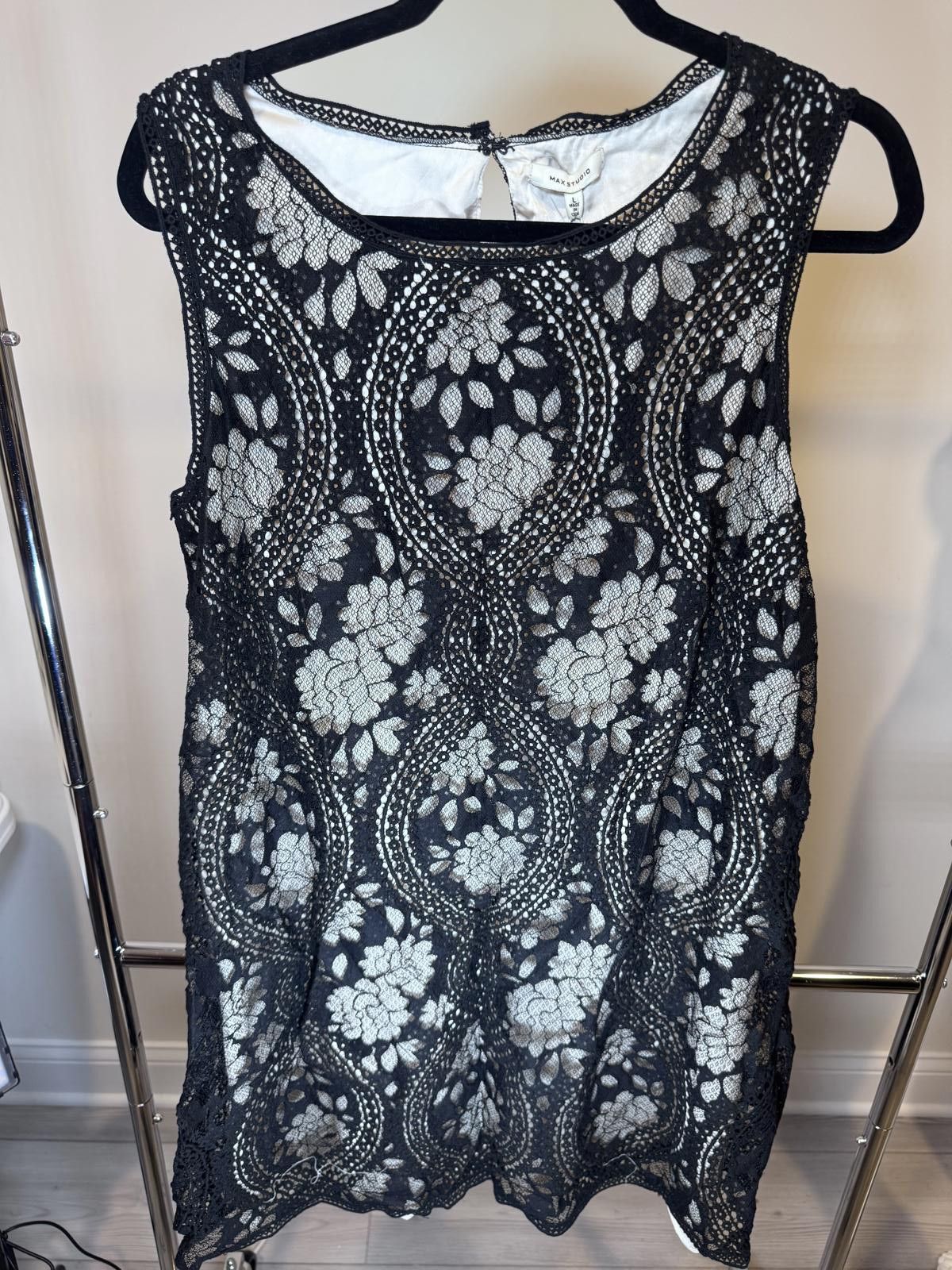 Designer Max Studio Elegant Black Lace Dress Size L / US 10 / IT 46 - 1 Thumbnail