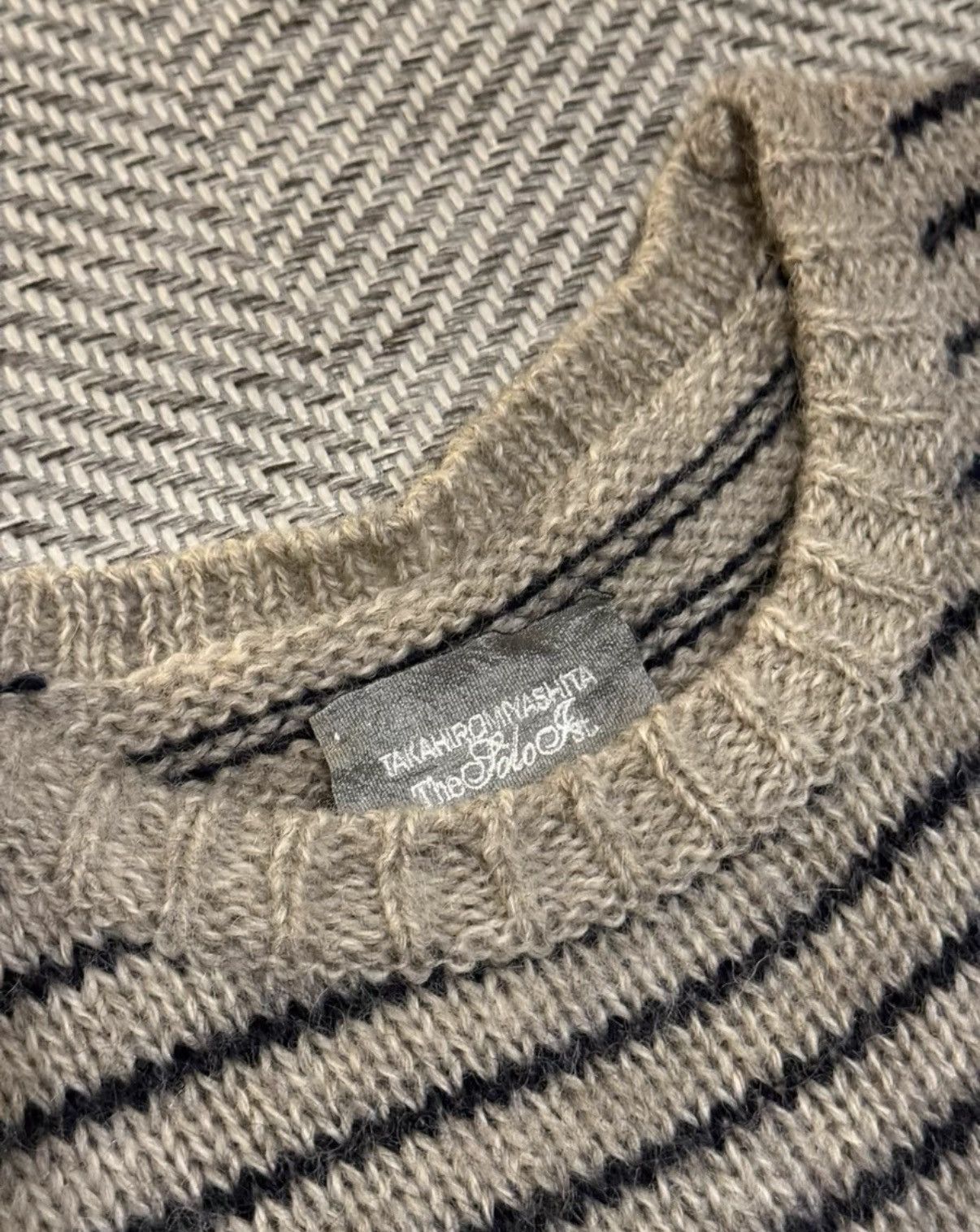 Takahiromiyashita The Soloist. TAKAHIRO MIYASHITA The Soloist.Distressed Stripe Sweater K24 Size US XS / EU 42 / 0 - 2 Thumbnail