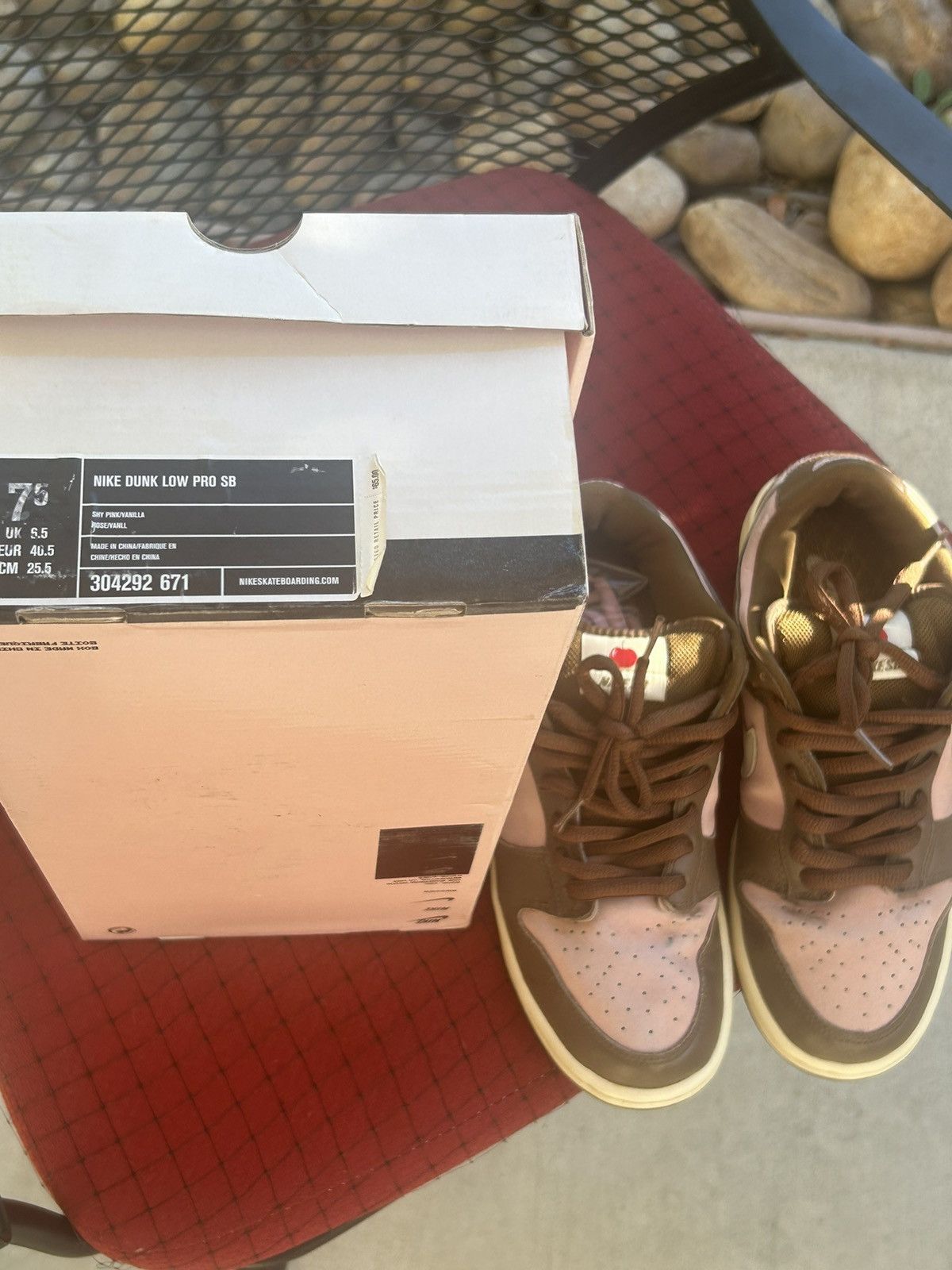 Nike Nike SB Dunk Low Stussy Cherry Size US 8.5 / EU 41-42 - 1 Thumbnail