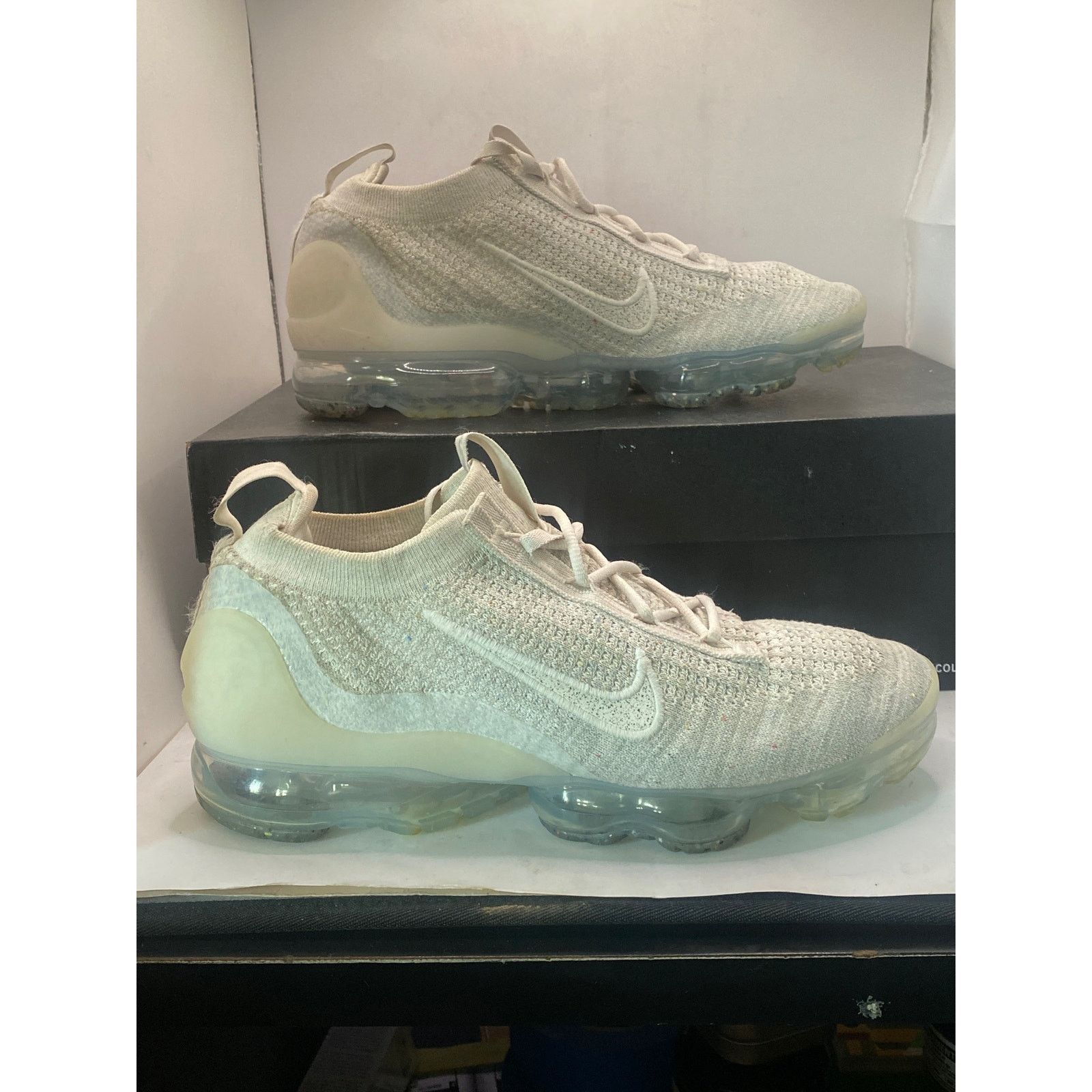 Nike Women's Nike Air VaporMax 2021 Flyknit DJ9975-001 US 10 Size US 10 / IT 40 - 1 Thumbnail