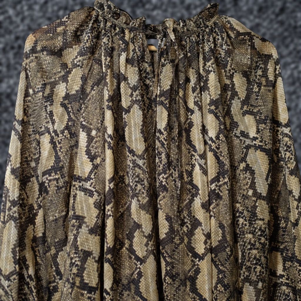 H&M VINTAGE Nwot! H&M Sheer Shirt Snake Print Long Sleeve Green Women's 12 #H52-10 Size XL / US 12-14 / IT 48-50 - 1 Thumbnail