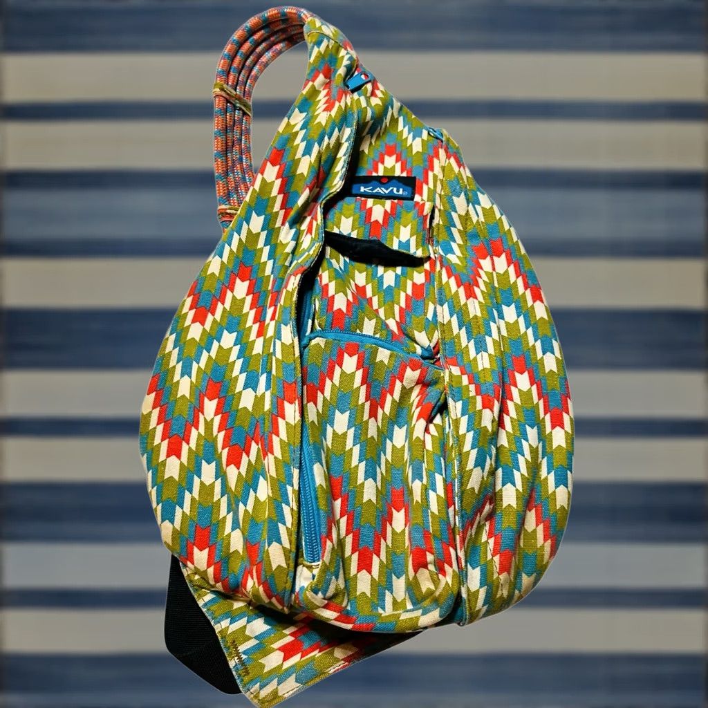 KAVU KAVU Rope Bag Original Cotton Shoulder Crossbody Sling Backpack Garden Tile Crossbody Bag Womens Medium Multicolor Chevron Pattern Size ONE SIZE - 1 Thumbnail