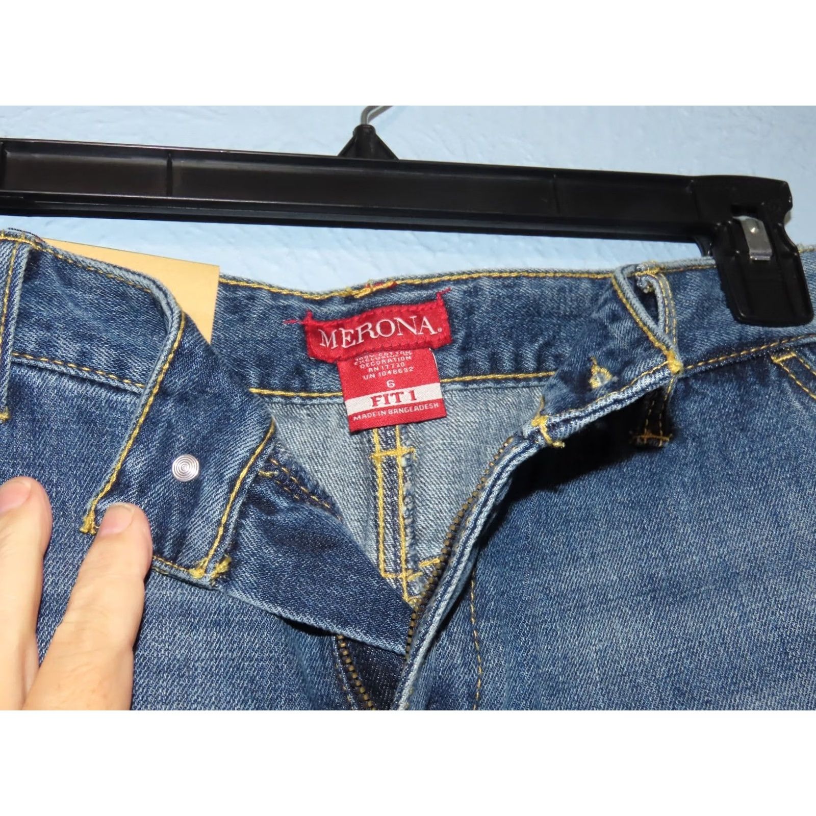 Merona Merona Fit 1 Womens Size 6 Blue Jean High Rise Bermuda Shorts NWT Denim 100% Cotton Blue Womens Menstrual? Size 28" / US 6 / IT 42 - 5 Thumbnail