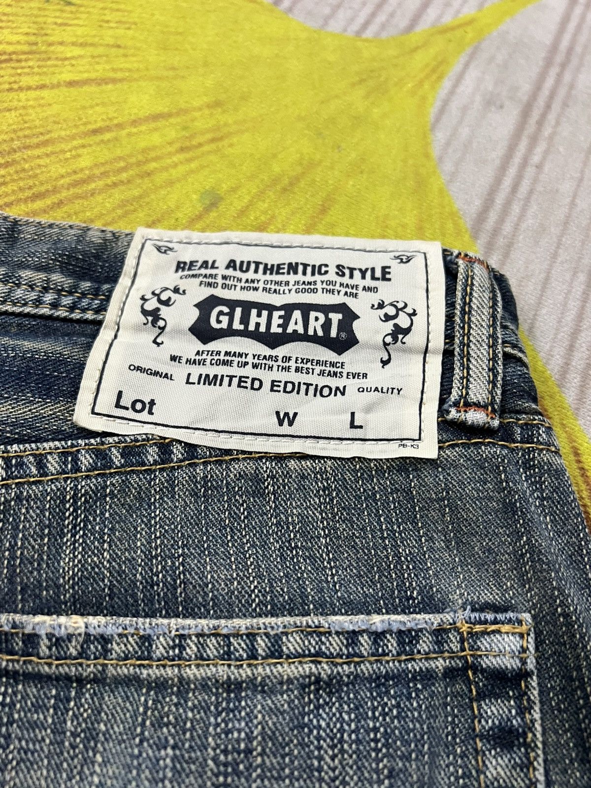 Japanese Brand Vintage GL Heart Faded Rusty Jean Very Rare Size US 30 / EU 46 - 14 Thumbnail