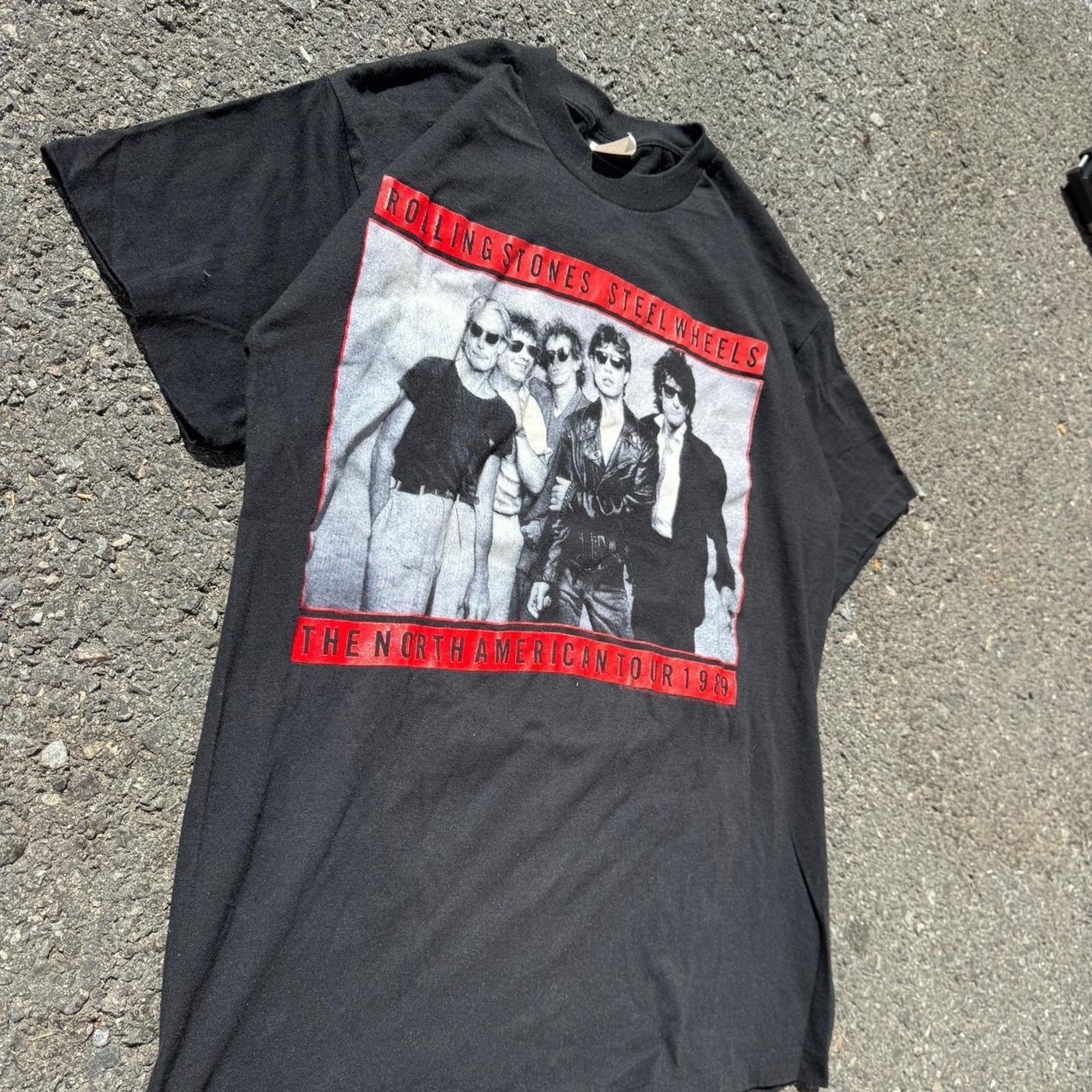 Vintage Vtg Rolling Stones North American Tour 1989 T-Shirt Size XL Size US XL / EU 56 / 4 - 2 Thumbnail